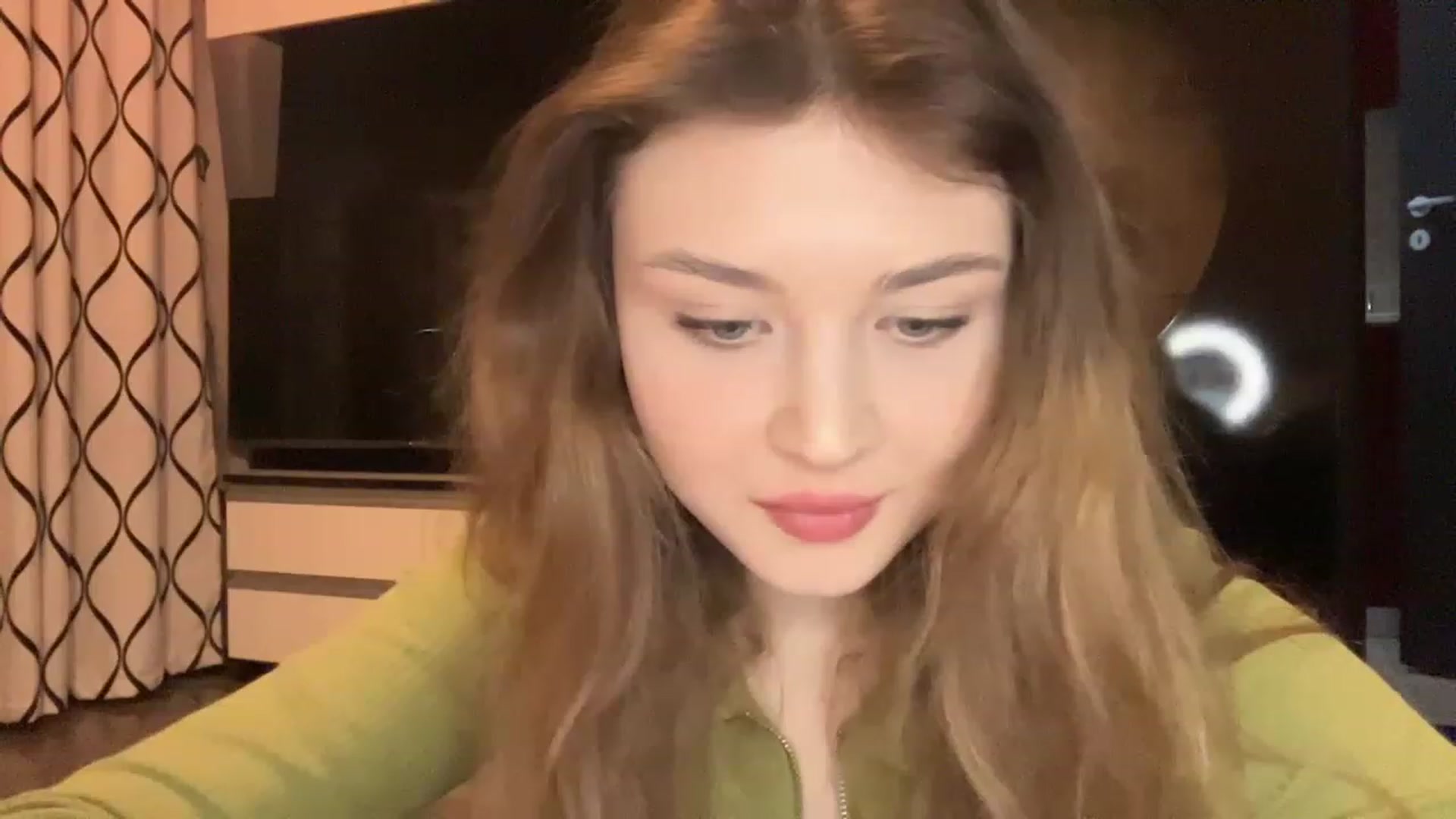 Gallery image thumbnail from Cassiopeeia's myfreecams stream on, 01/30/2023, 19:03 image 14 of 20