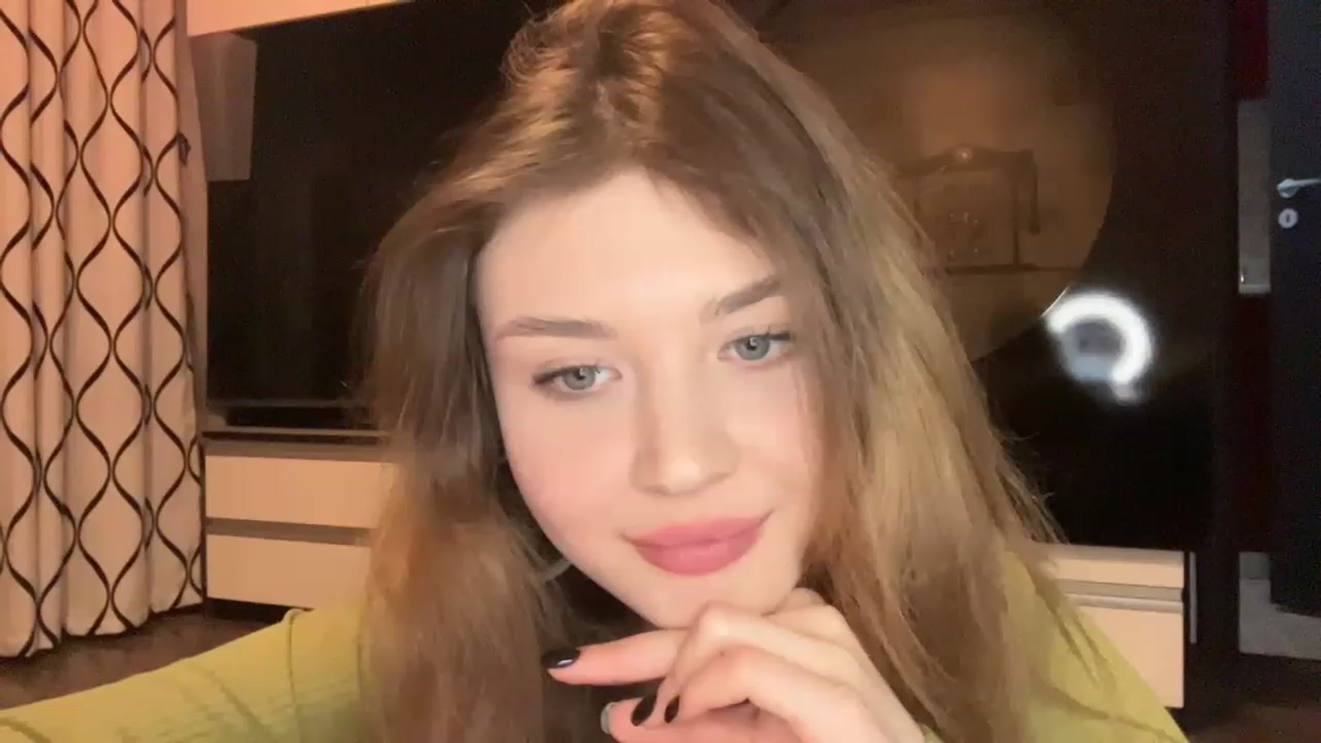 Gallery image thumbnail from Cassiopeeia's myfreecams stream on, 01/30/2023, 19:03 image 20 of 20