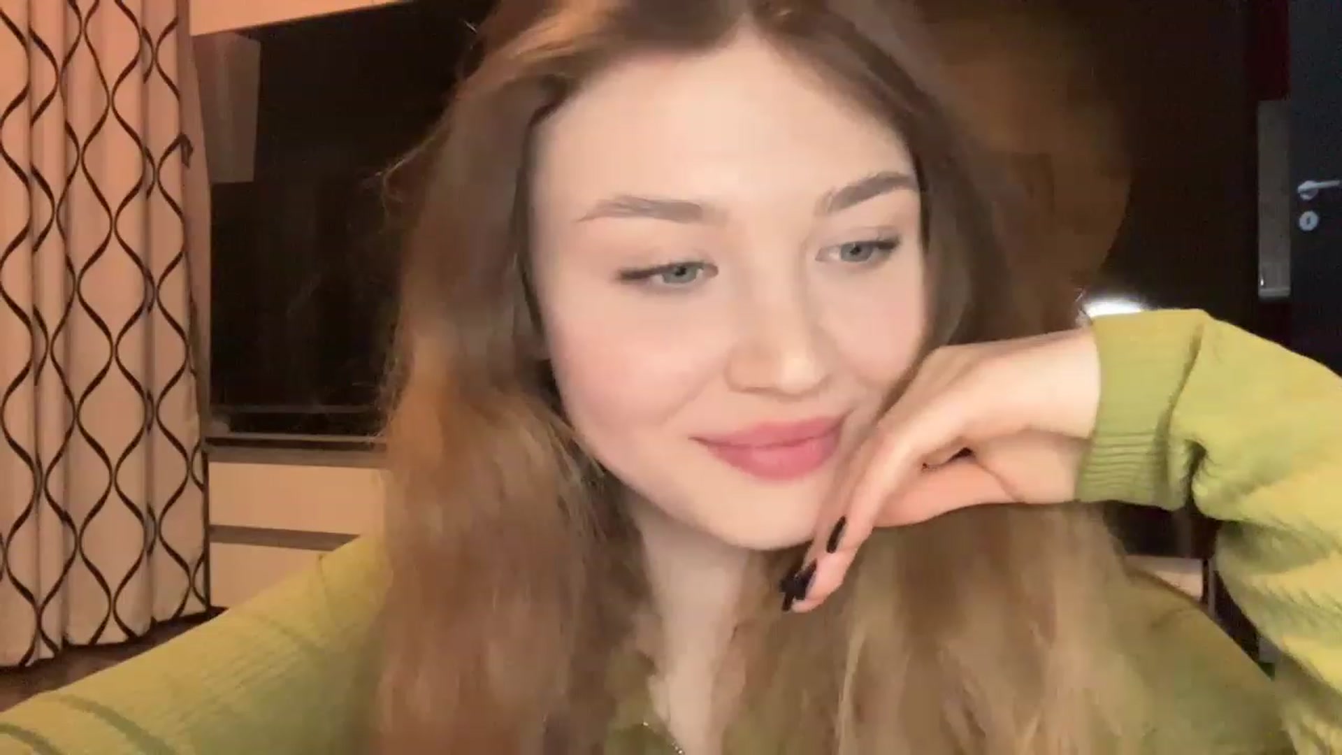 Gallery image thumbnail from Cassiopeeia's myfreecams stream on, 01/30/2023, 19:03 image 17 of 20
