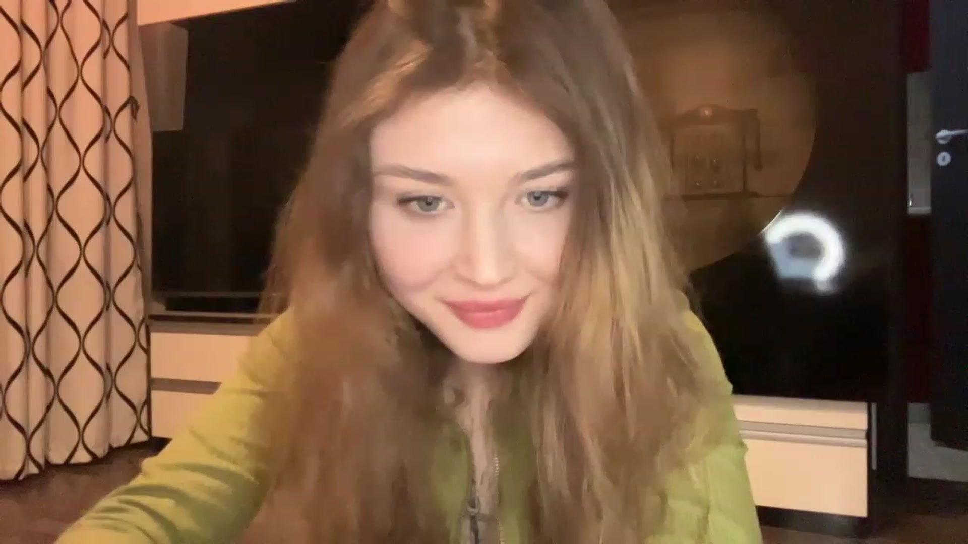 Gallery image thumbnail from Cassiopeeia's myfreecams stream on, 01/30/2023, 19:03 image 13 of 20