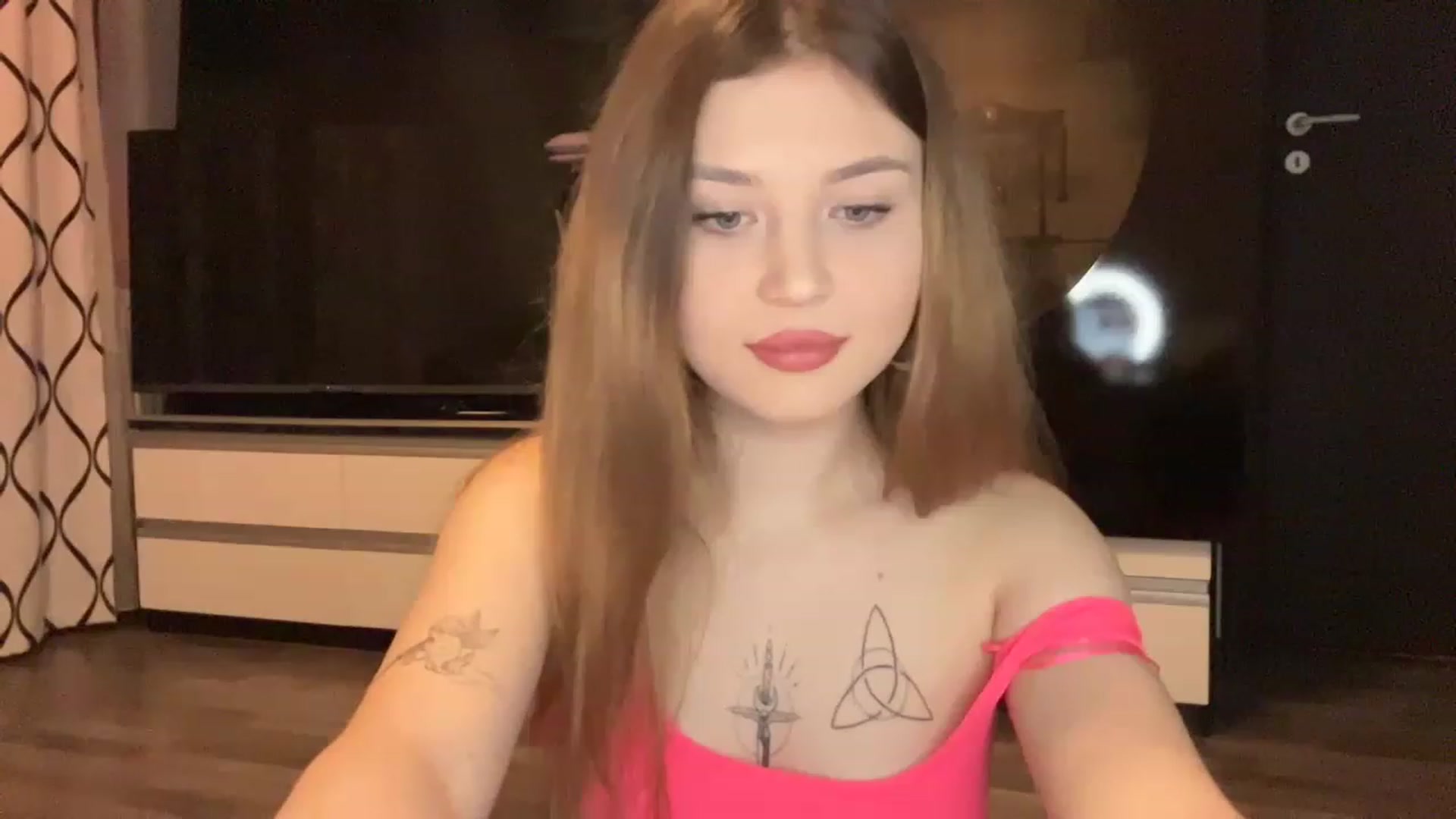 Gallery image thumbnail from Cassiopeeia's myfreecams stream on, 02/02/2023, 19:05 image 8 of 20