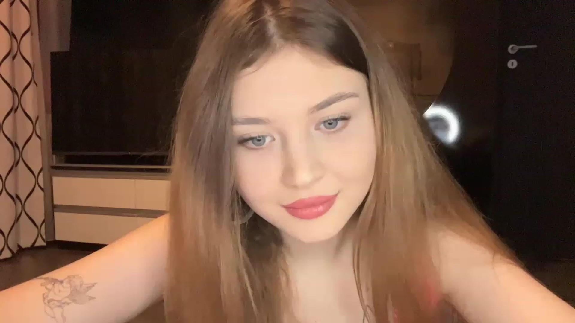 Gallery image thumbnail from Cassiopeeia's myfreecams stream on, 02/02/2023, 19:05 image 3 of 20
