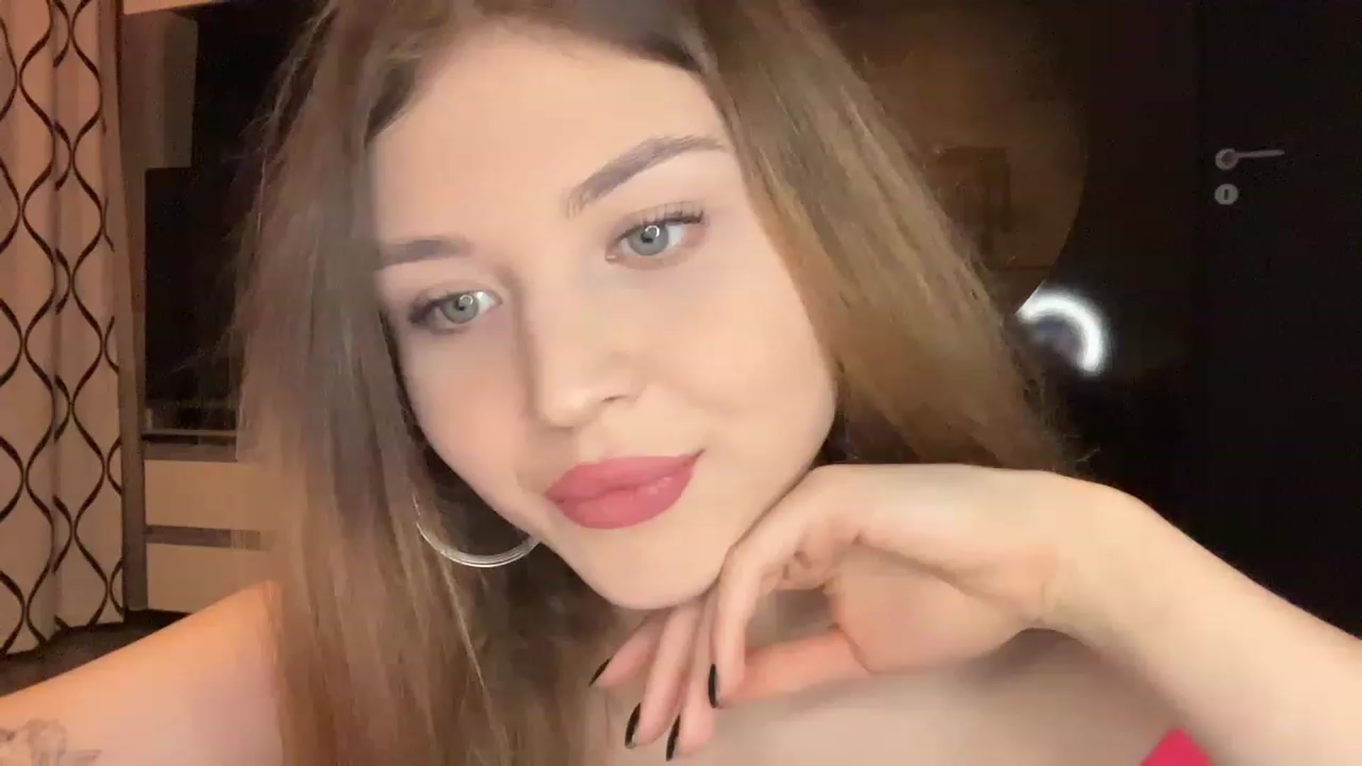 Gallery image thumbnail from Cassiopeeia's myfreecams stream on, 02/02/2023, 19:45 image 7 of 20