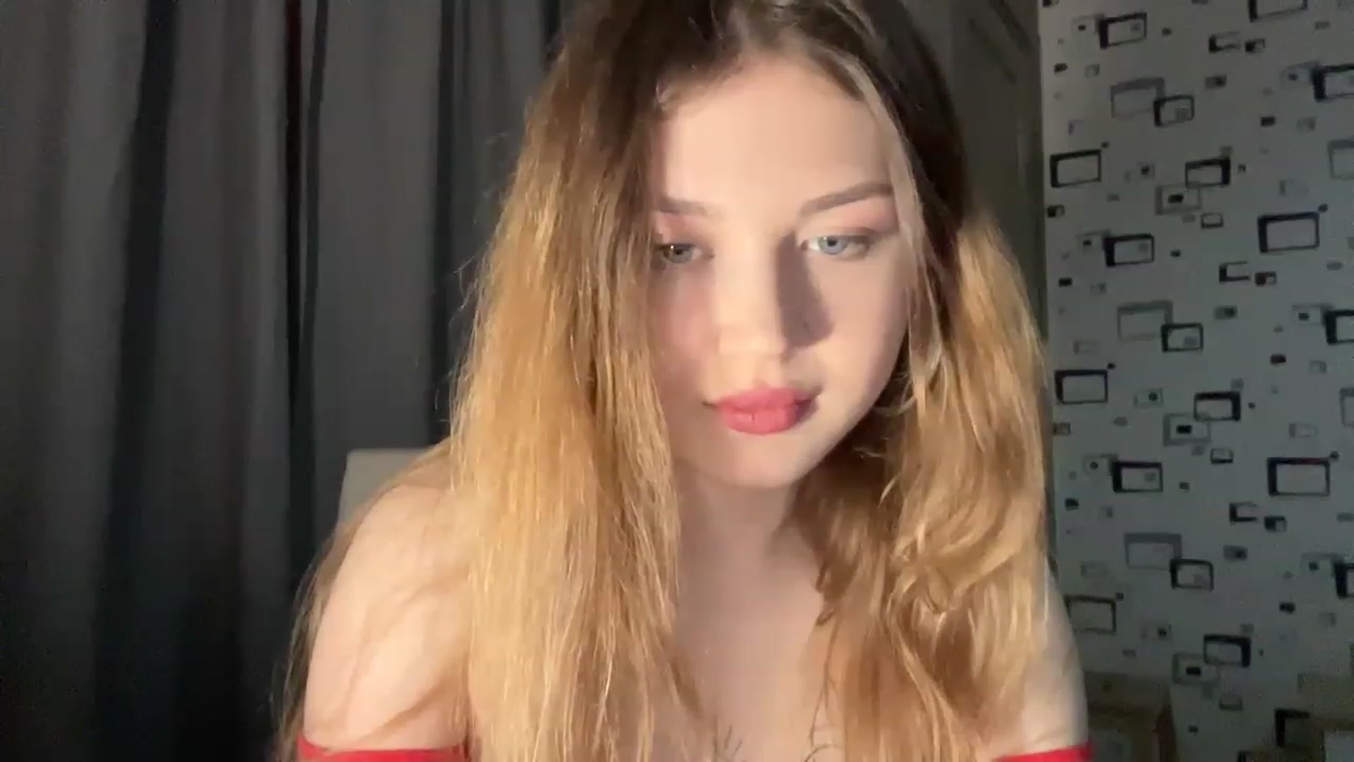 Gallery image thumbnail from Cassiopeeia's myfreecams stream on, 02/06/2023, 18:20 image 16 of 20