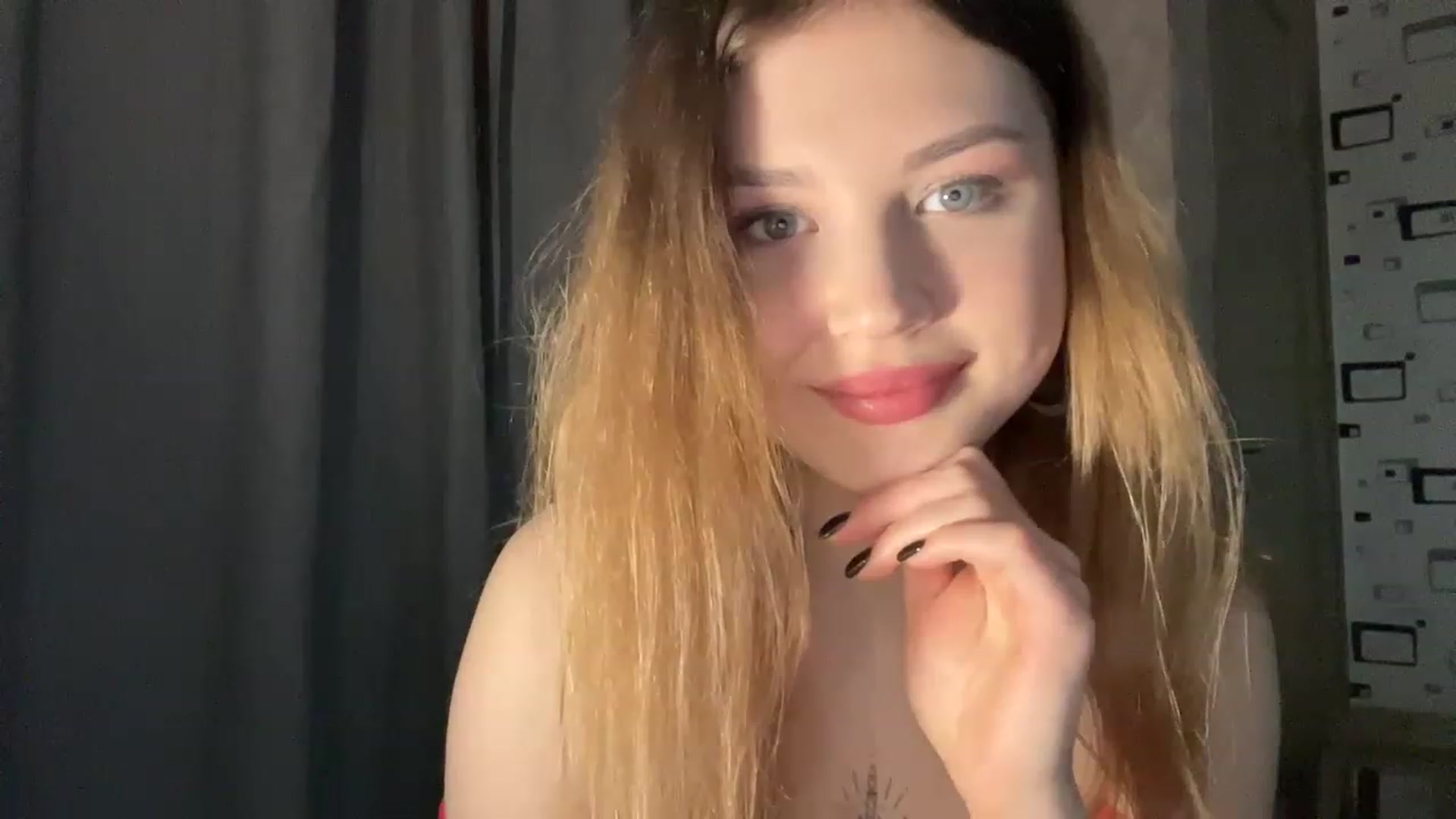 Gallery image thumbnail from Cassiopeeia's myfreecams stream on, 02/06/2023, 19:58 image 2 of 20