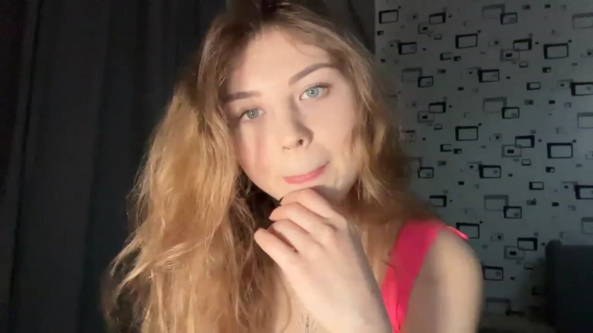 Gallery image thumbnail from Cassiopeeia's myfreecams stream on, 02/10/2023, 19:31 image 14 of 20