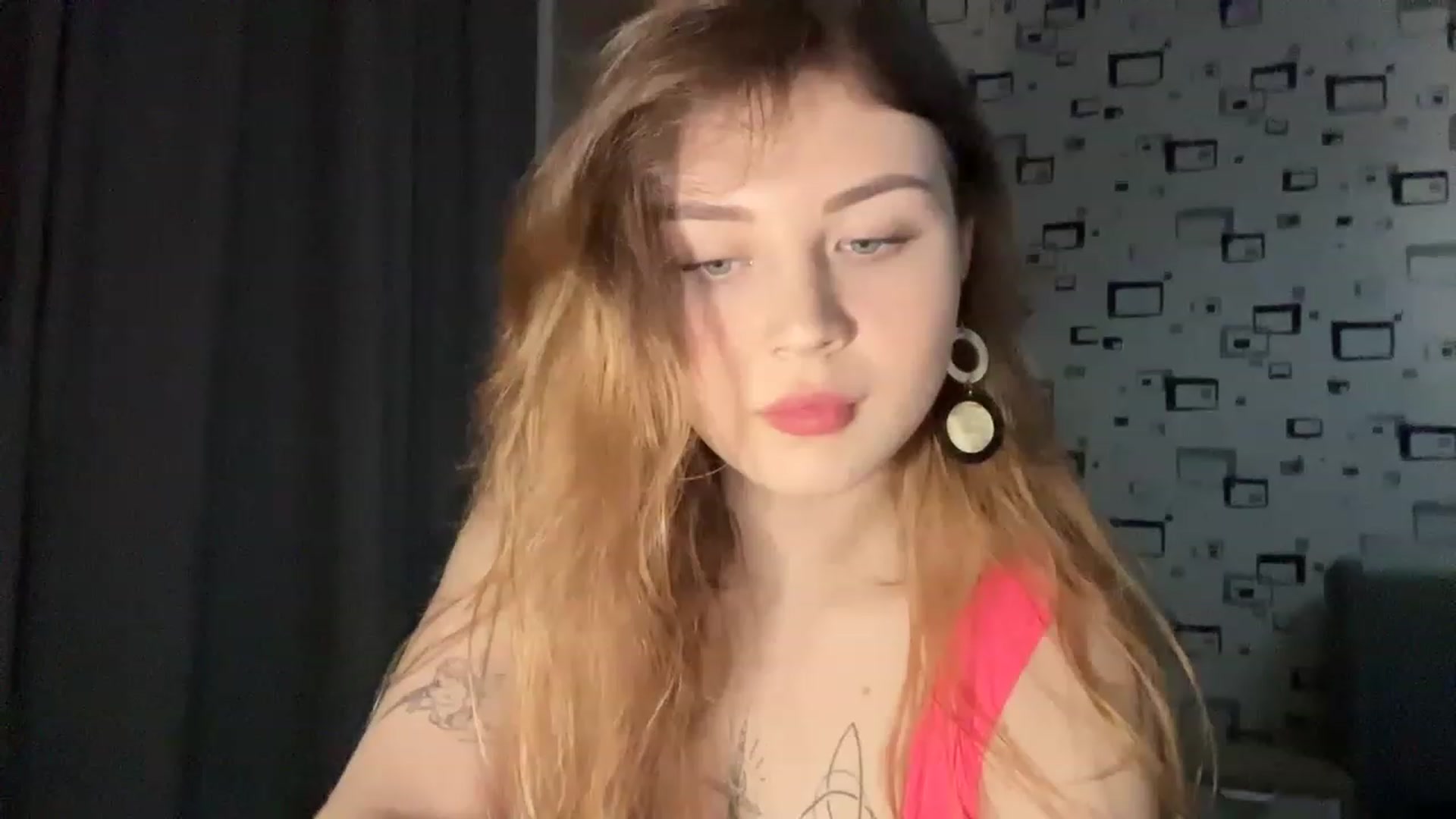 Gallery image thumbnail from Cassiopeeia's myfreecams stream on, 02/10/2023, 19:31 image 11 of 20
