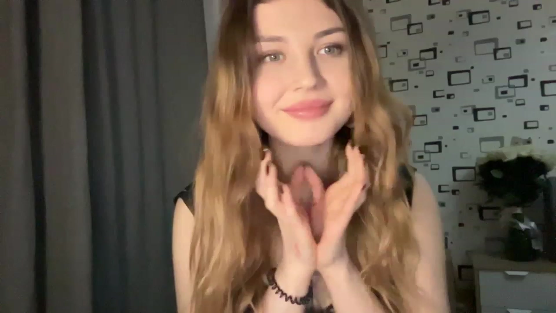Gallery image thumbnail from Cassiopeeia's myfreecams stream on, 02/13/2023, 19:08 image 19 of 20