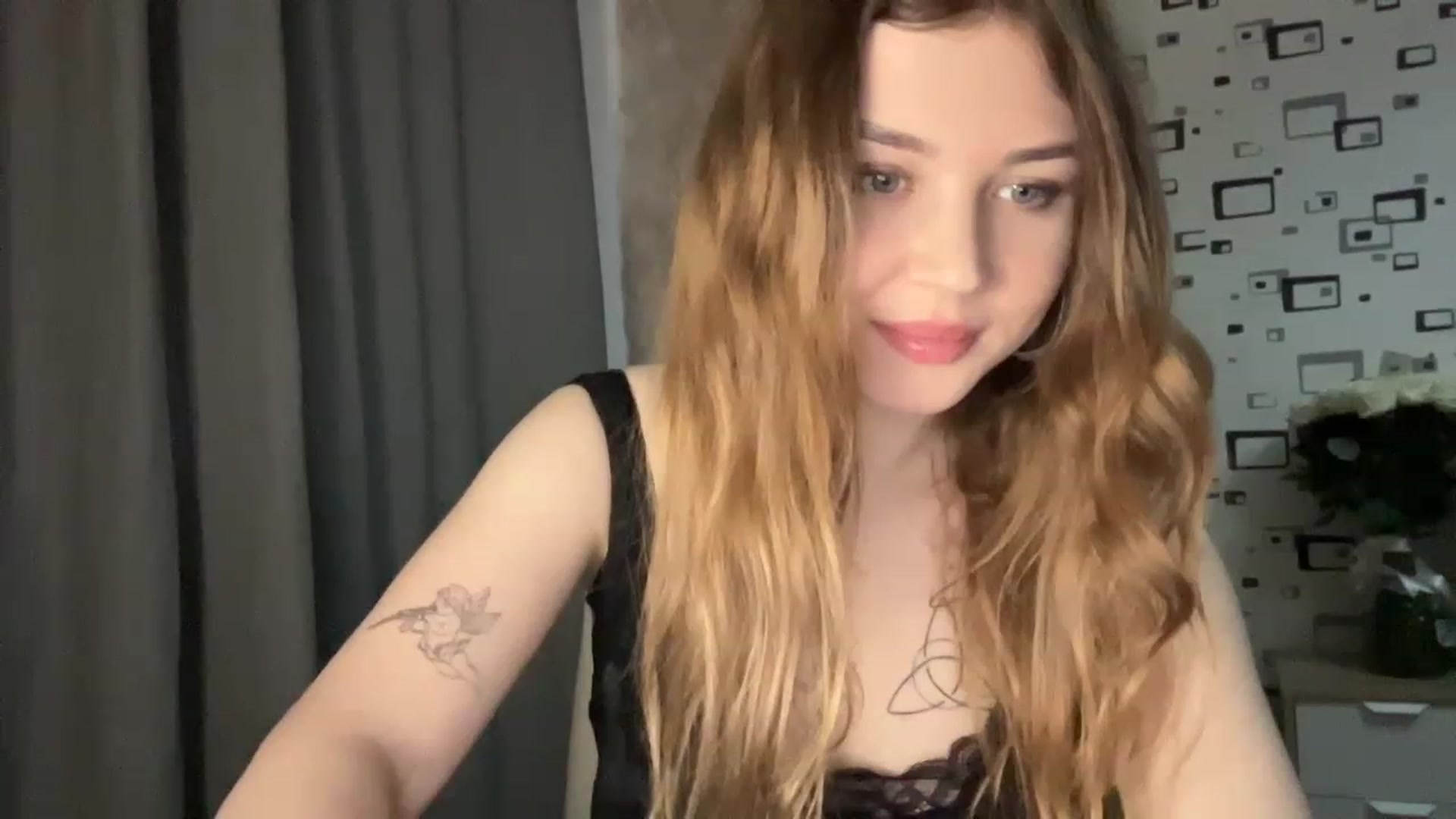 Gallery image thumbnail from Cassiopeeia's myfreecams stream on, 02/13/2023, 19:08 image 12 of 20