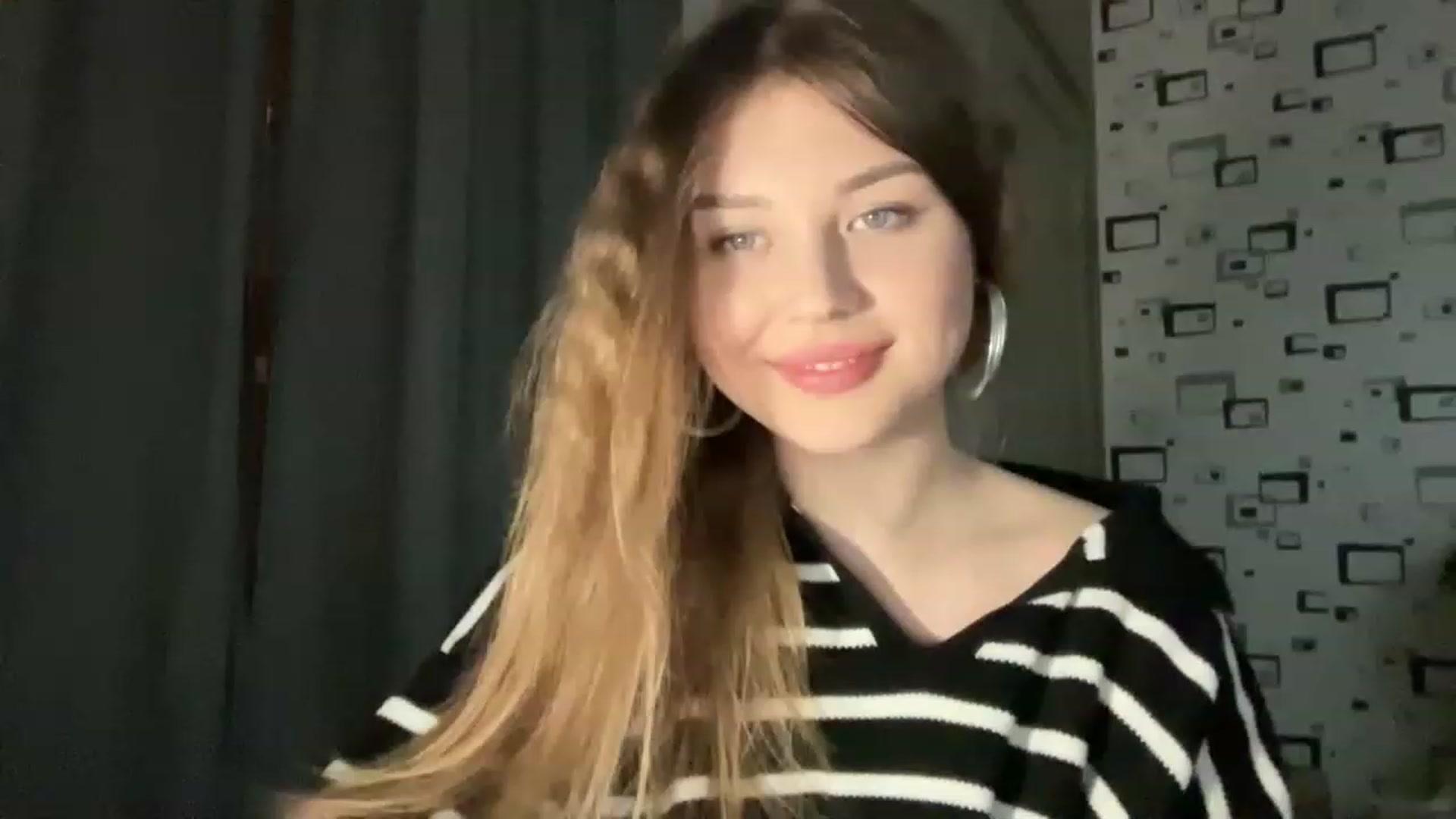 Gallery image thumbnail from Cassiopeeia's myfreecams stream on, 02/14/2023, 19:03 image 10 of 20