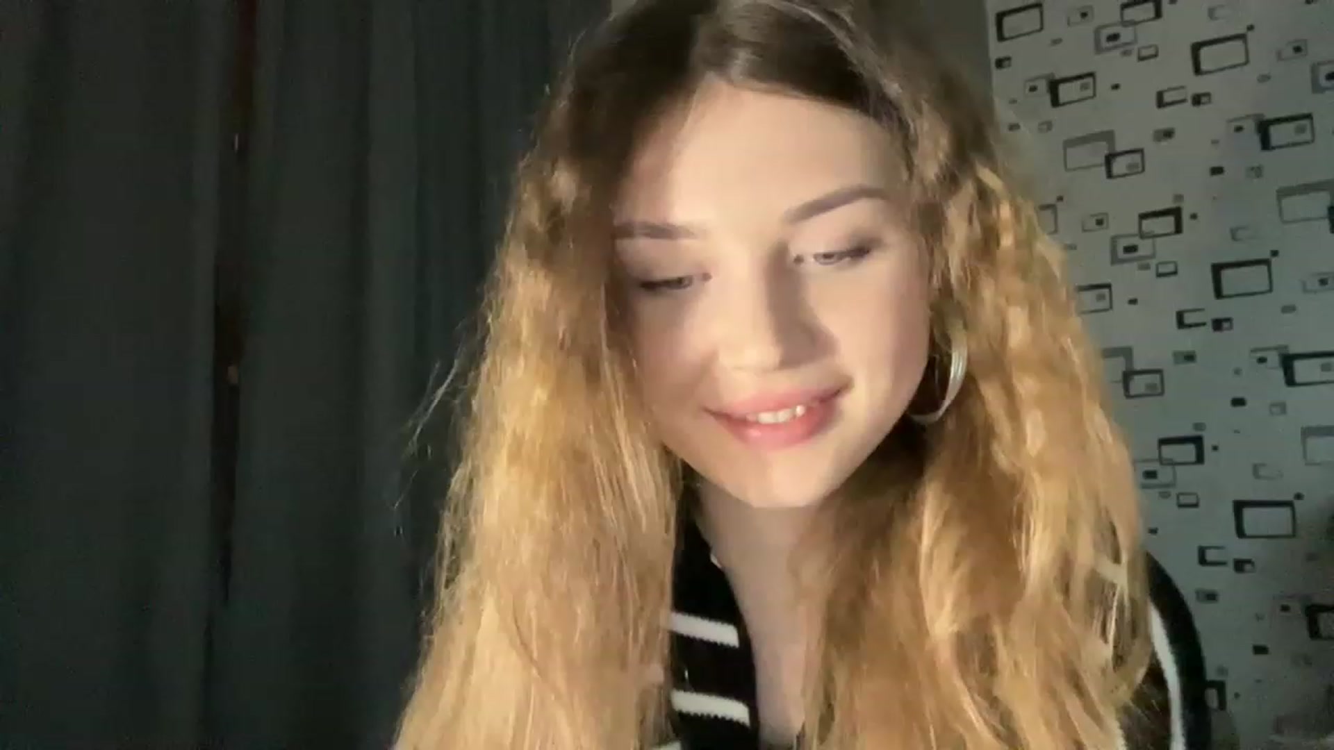 Gallery image thumbnail from Cassiopeeia's myfreecams stream on, 02/14/2023, 19:03 image 6 of 20
