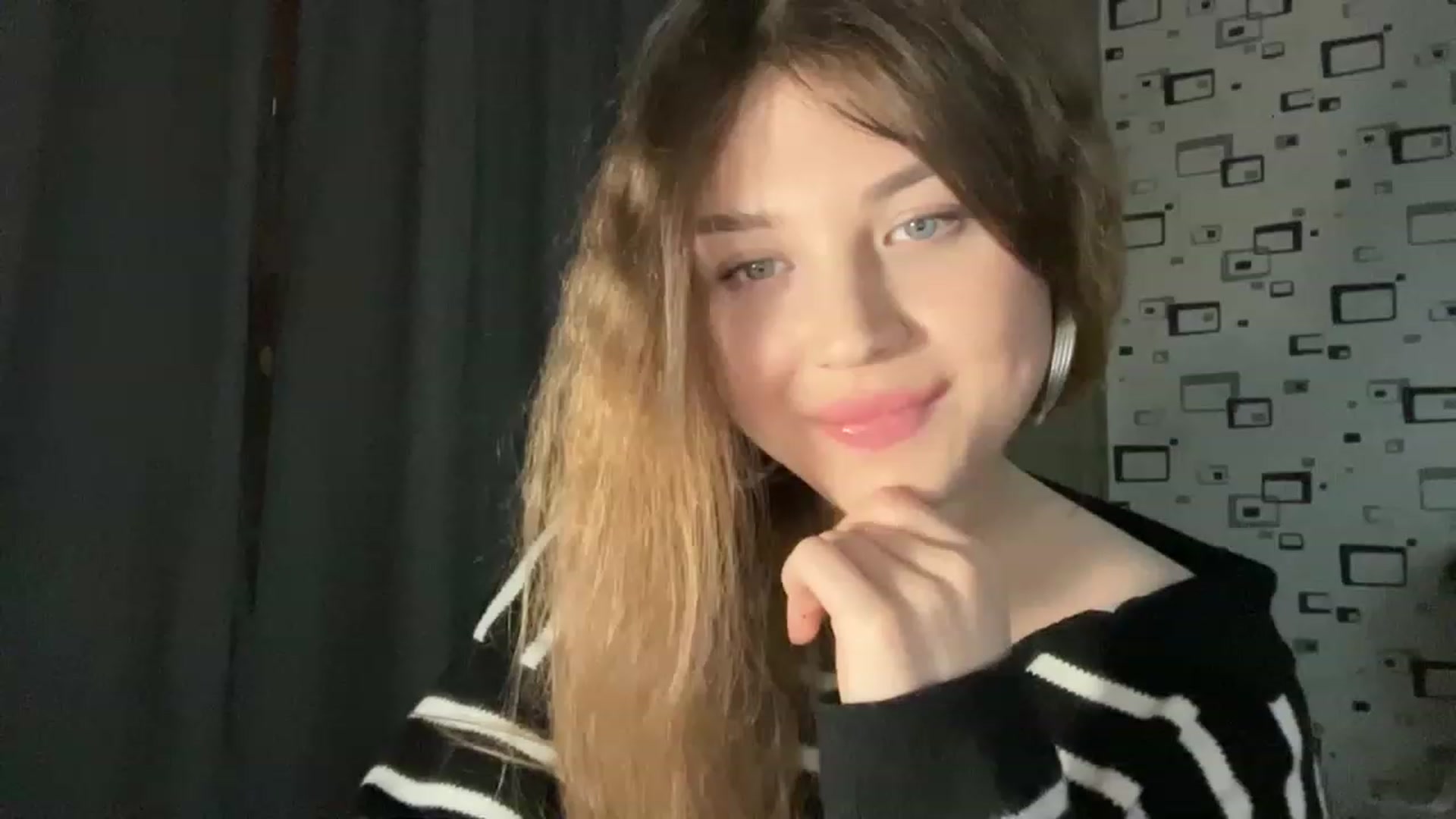 Gallery image thumbnail from Cassiopeeia's myfreecams stream on, 02/14/2023, 19:03 image 15 of 20