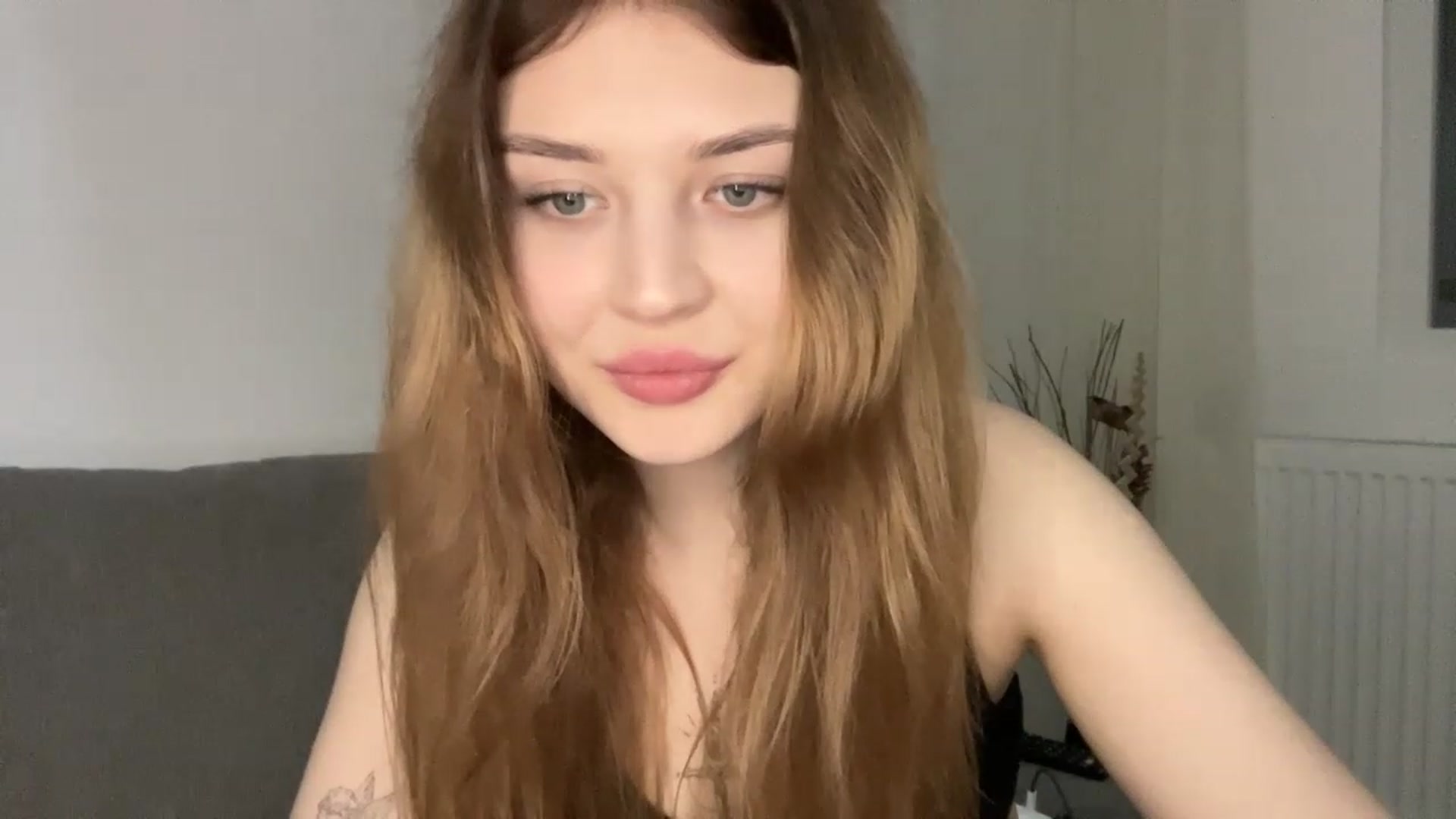 Gallery image thumbnail from Cassiopeeia's myfreecams stream on, 02/17/2023, 19:24 image 19 of 20