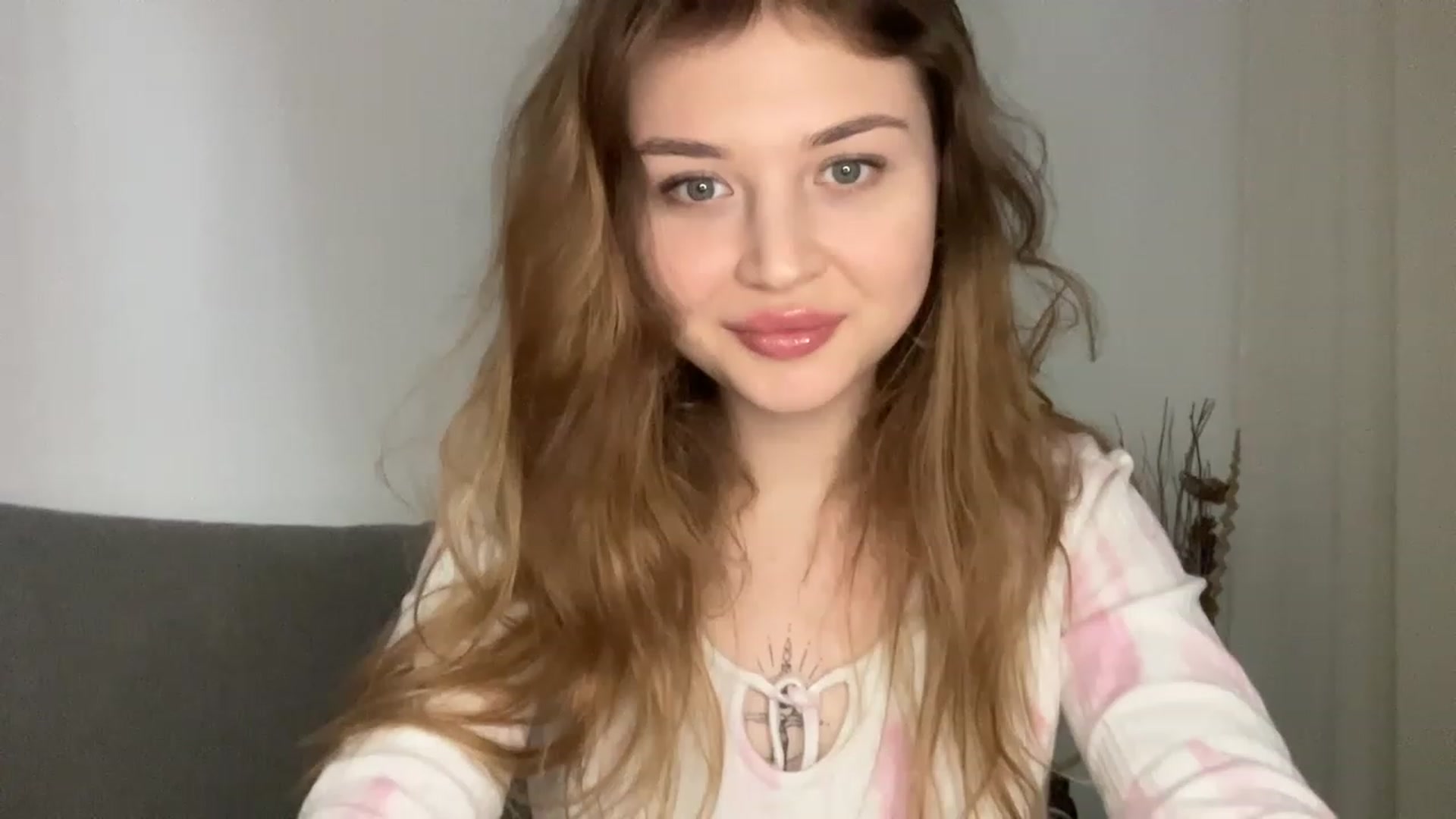 Gallery image thumbnail from Cassiopeeia's myfreecams stream on, 02/18/2023, 17:22 image 2 of 20