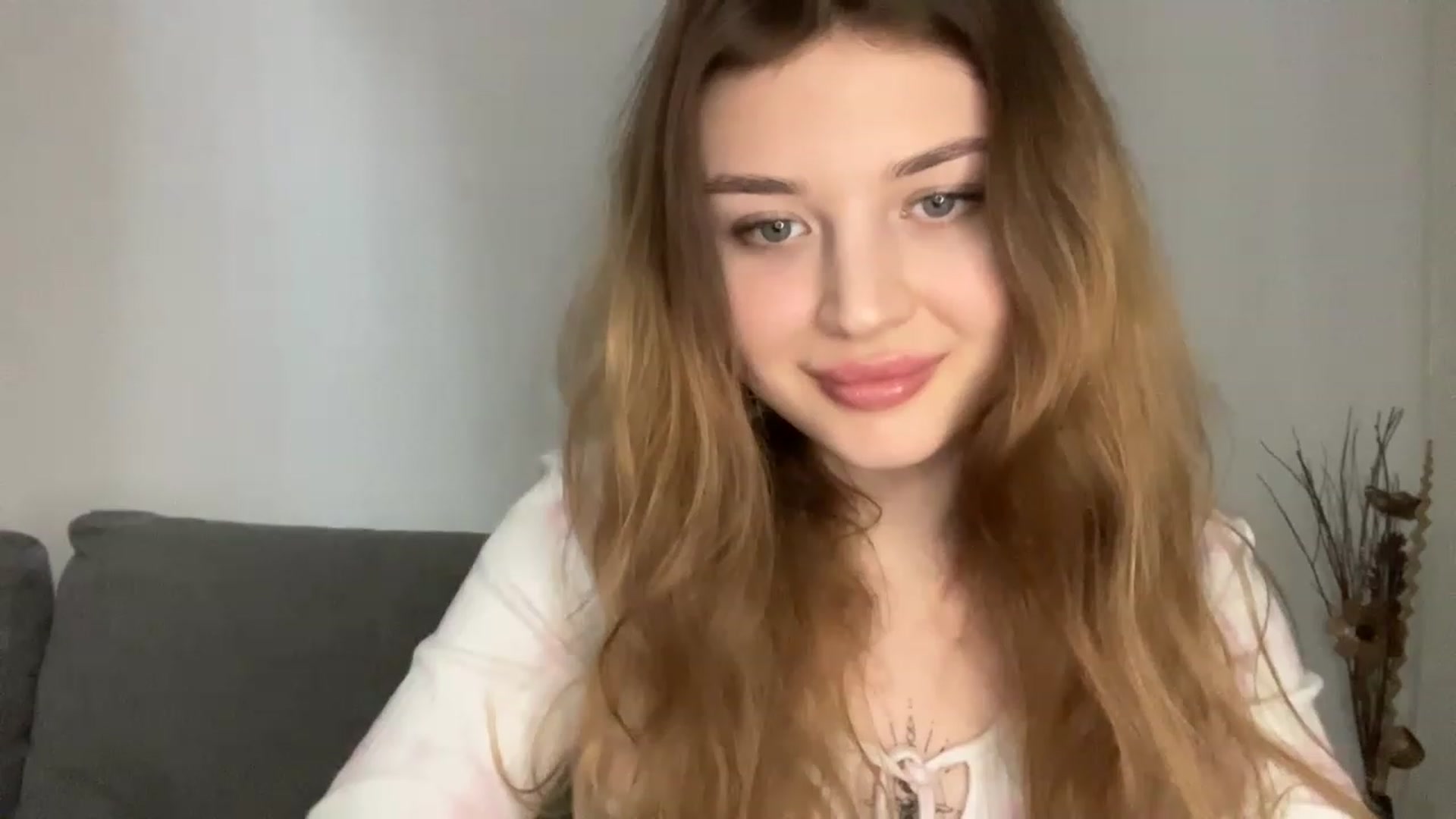 Gallery image thumbnail from Cassiopeeia's myfreecams stream on, 02/18/2023, 18:01 image 13 of 20