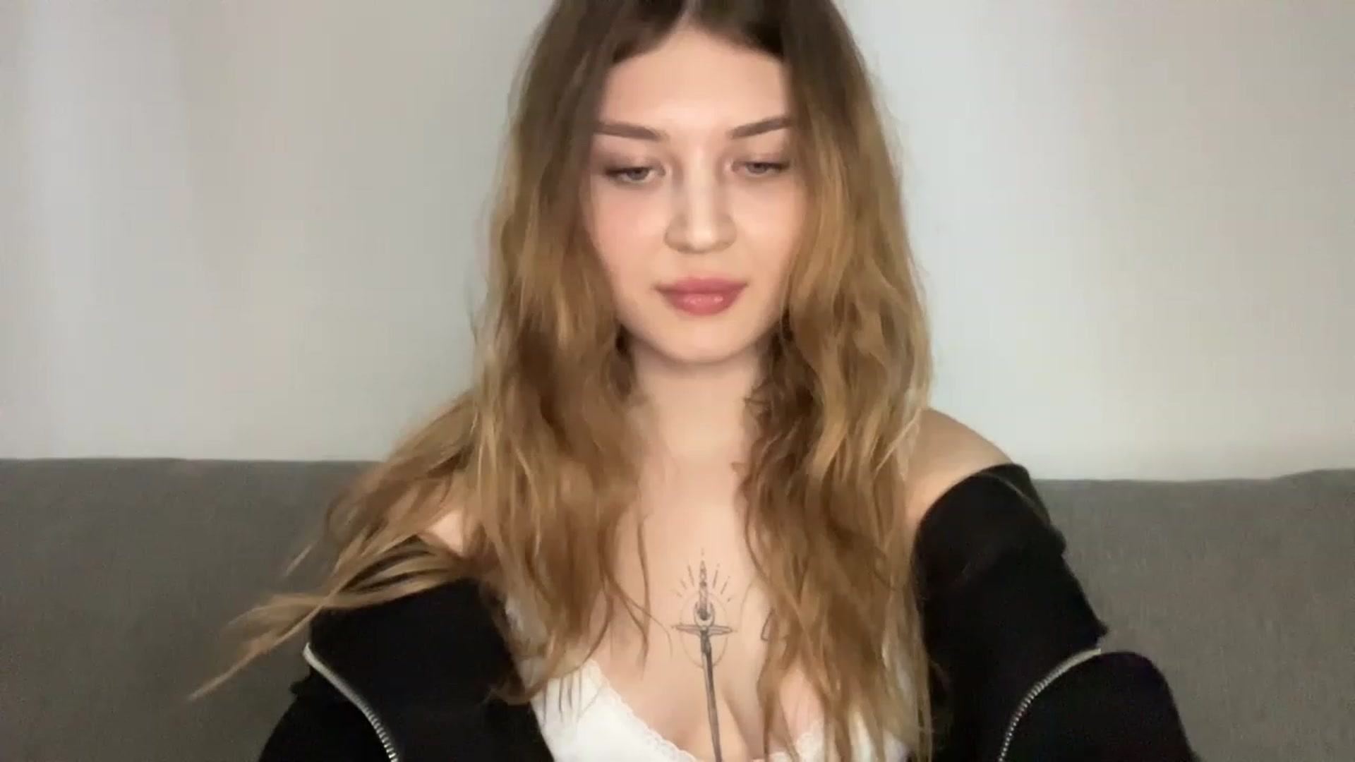 Gallery image thumbnail from Cassiopeeia's myfreecams stream on, 02/19/2023, 18:38 image 5 of 20