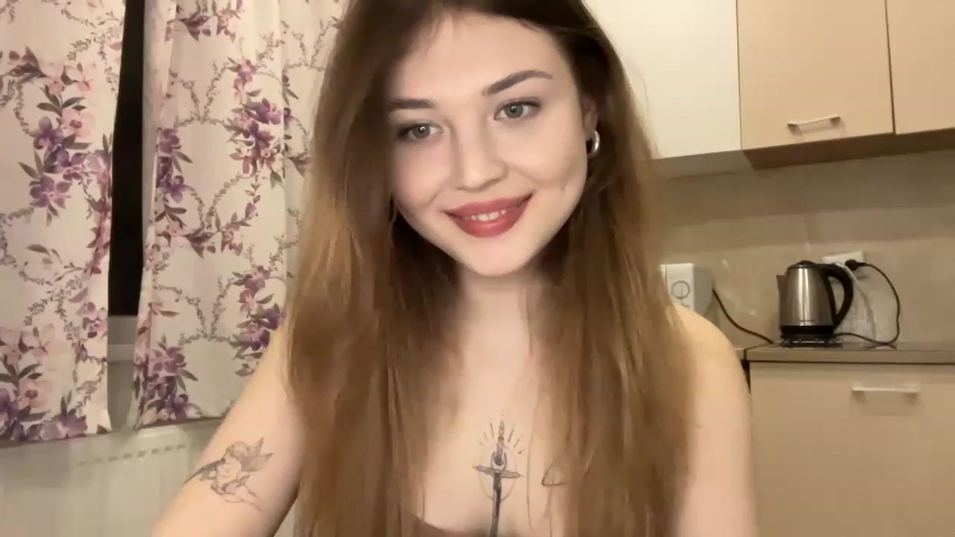 Gallery image thumbnail from Cassiopeeia's myfreecams stream on, 02/23/2023, 18:01 image 3 of 20