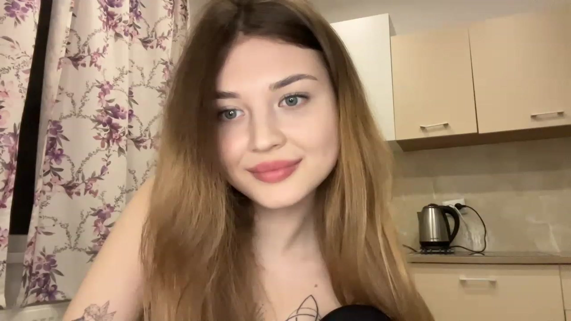 Gallery image thumbnail from Cassiopeeia's myfreecams stream on, 02/23/2023, 19:39 image 15 of 20