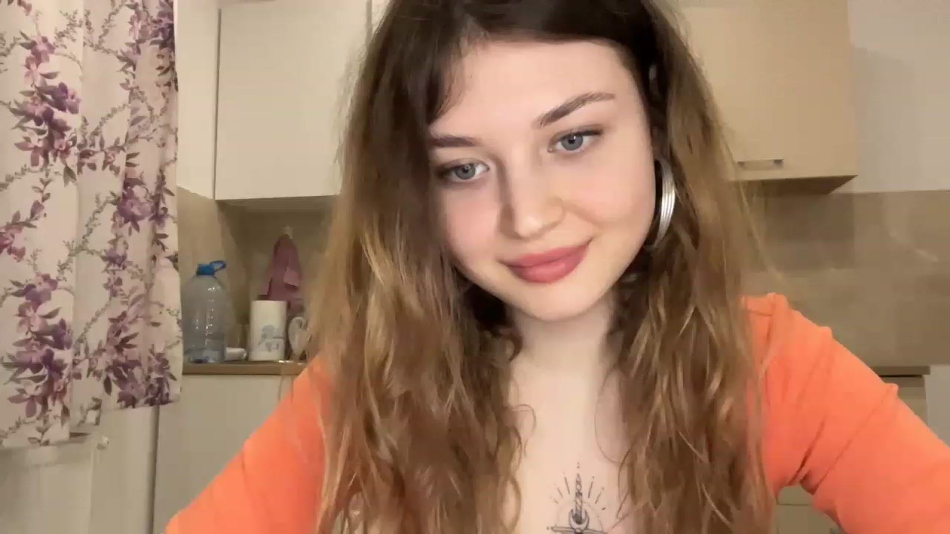 Gallery image thumbnail from Cassiopeeia's myfreecams stream on, 02/25/2023, 17:57 image 6 of 20