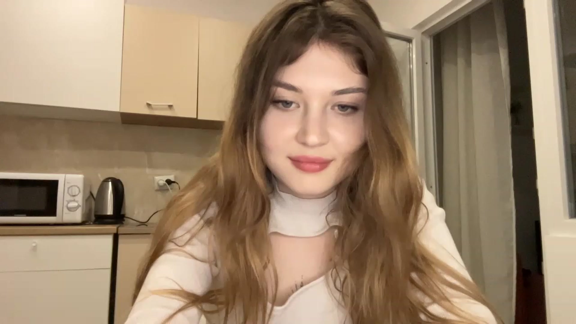 Gallery image thumbnail from Cassiopeeia's myfreecams stream on, 02/26/2023, 18:19 image 10 of 20