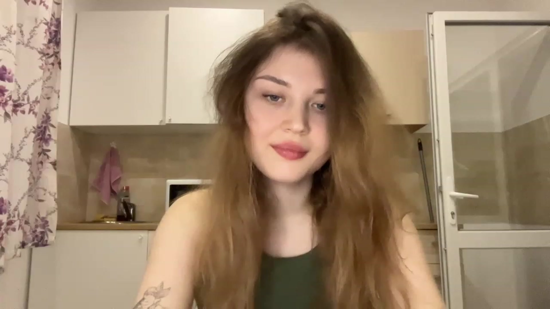 Gallery image thumbnail from Cassiopeeia's myfreecams stream on, 02/27/2023, 17:14 image 17 of 20