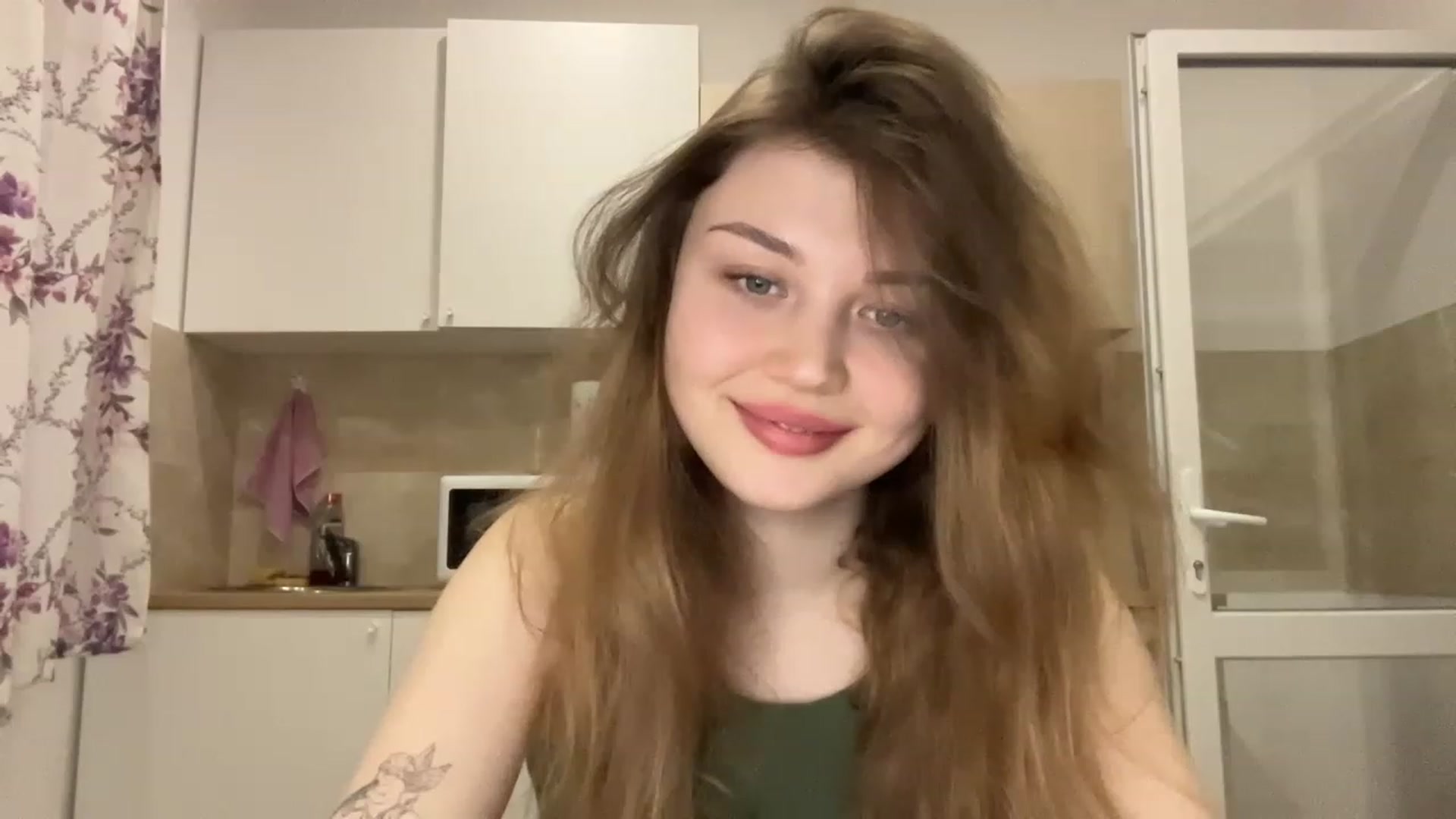 Gallery image thumbnail from Cassiopeeia's myfreecams stream on, 02/27/2023, 17:14 image 6 of 20