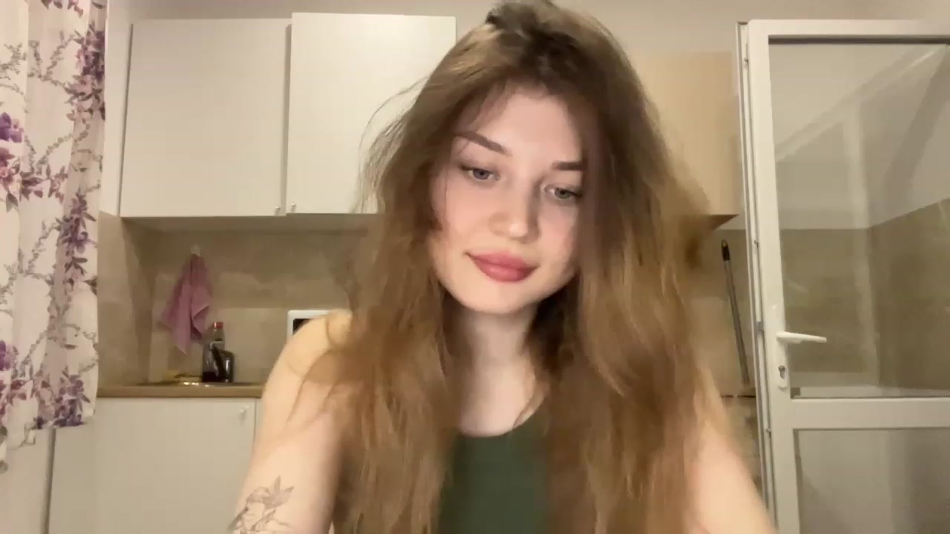 Gallery image thumbnail from Cassiopeeia's myfreecams stream on, 02/27/2023, 17:14 image 12 of 20