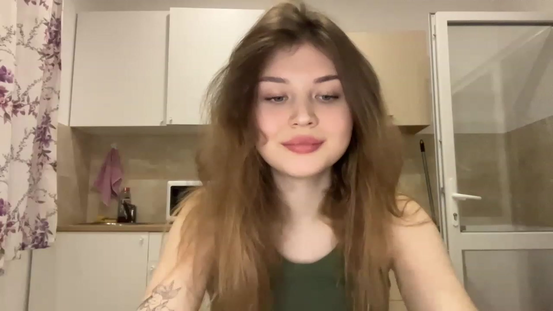 Gallery image thumbnail from Cassiopeeia's myfreecams stream on, 02/27/2023, 17:14 image 19 of 20