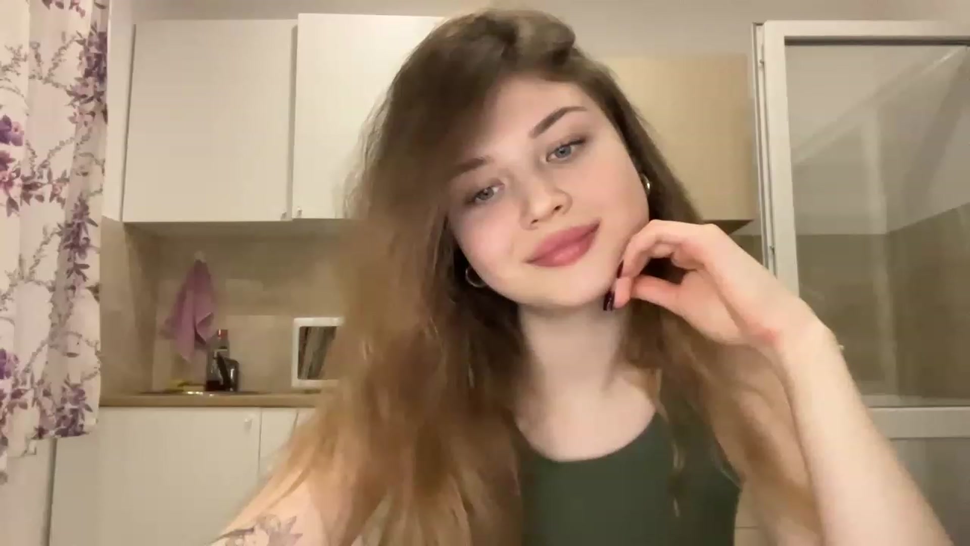 Gallery image thumbnail from Cassiopeeia's myfreecams stream on, 02/27/2023, 17:14 image 18 of 20