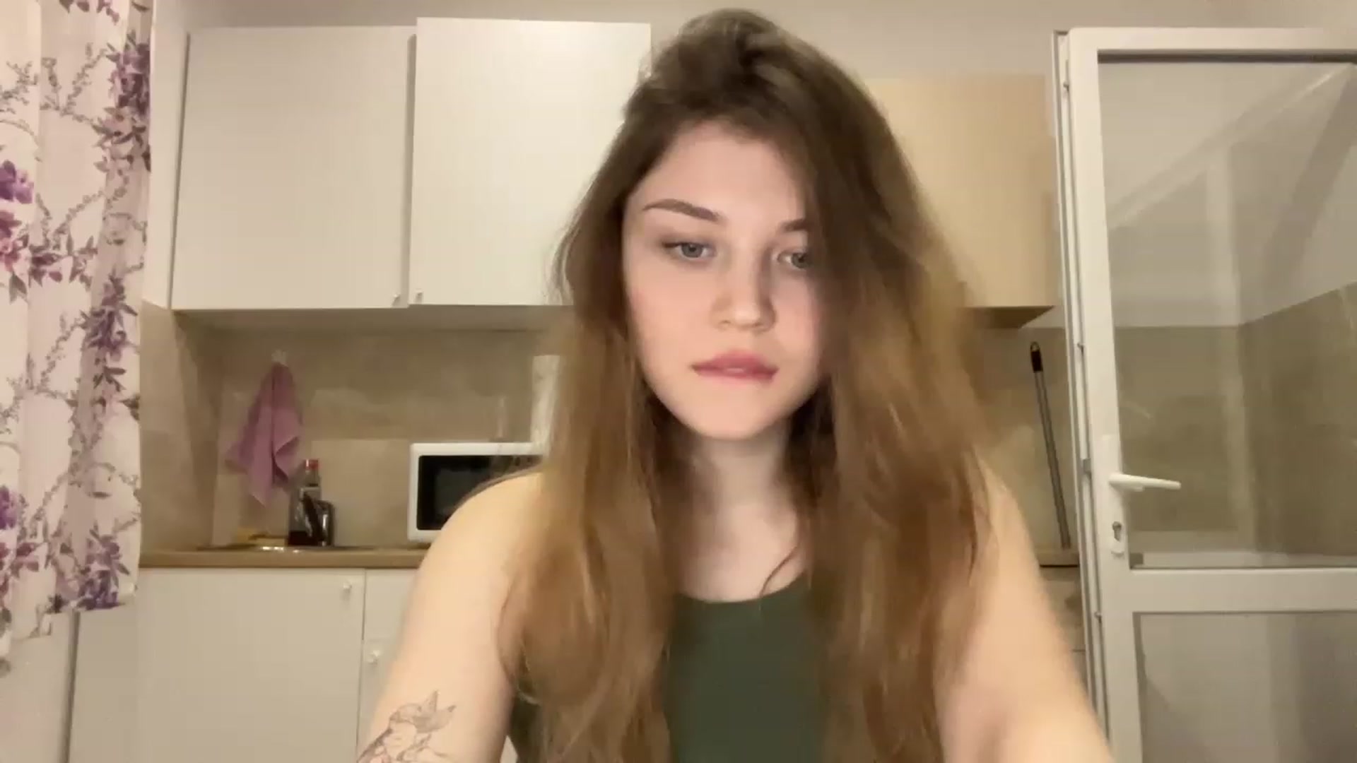 Gallery image thumbnail from Cassiopeeia's myfreecams stream on, 02/27/2023, 17:14 image 16 of 20