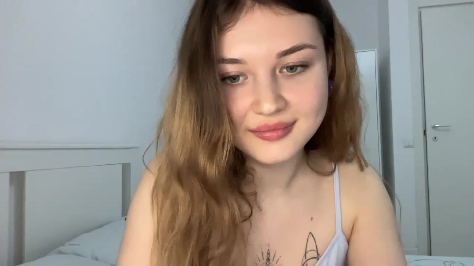 Gallery image thumbnail from Cassiopeeia's myfreecams stream on, 03/02/2023, 17:20 image 16 of 20