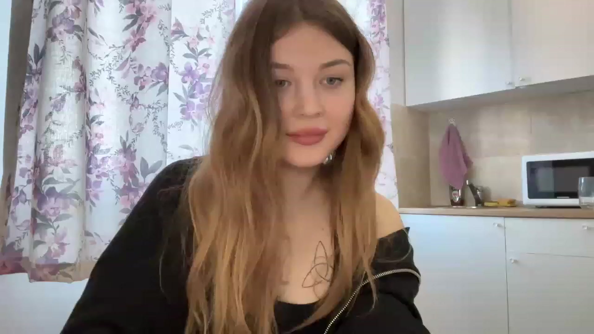 Gallery image thumbnail from Cassiopeeia's myfreecams stream on, 03/04/2023, 15:06 image 18 of 20