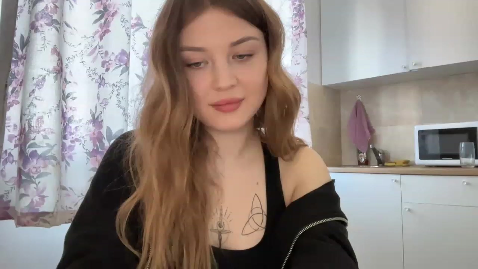 Gallery image thumbnail from Cassiopeeia's myfreecams stream on, 03/04/2023, 15:06 image 7 of 20