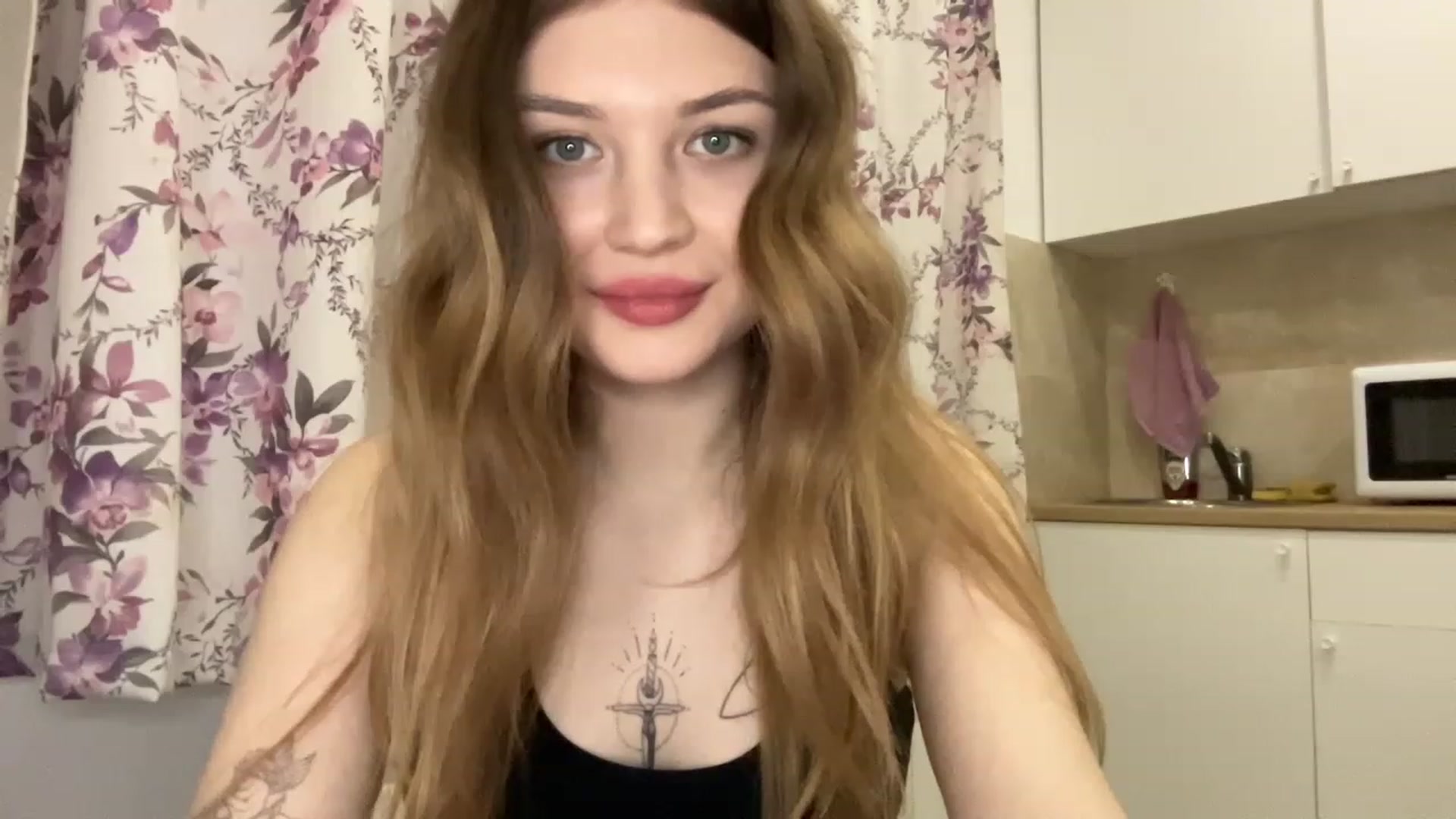 Gallery image thumbnail from Cassiopeeia's myfreecams stream on, 03/04/2023, 17:04 image 15 of 20