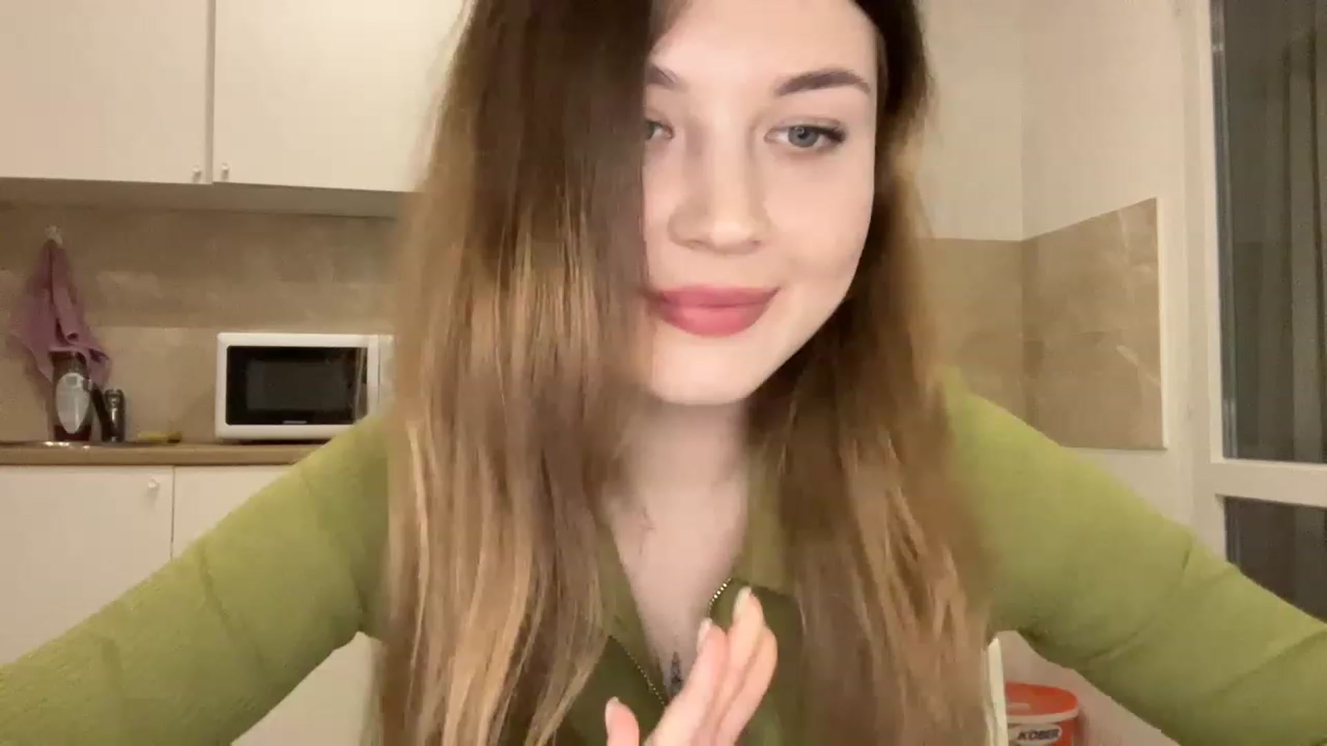 Gallery image thumbnail from Cassiopeeia's myfreecams stream on, 03/05/2023, 17:12 image 3 of 20
