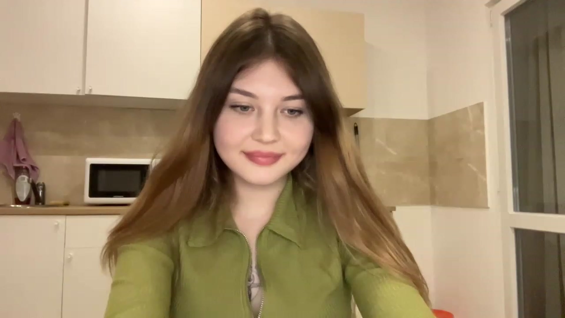 Gallery image thumbnail from Cassiopeeia's myfreecams stream on, 03/05/2023, 17:46 image 16 of 20