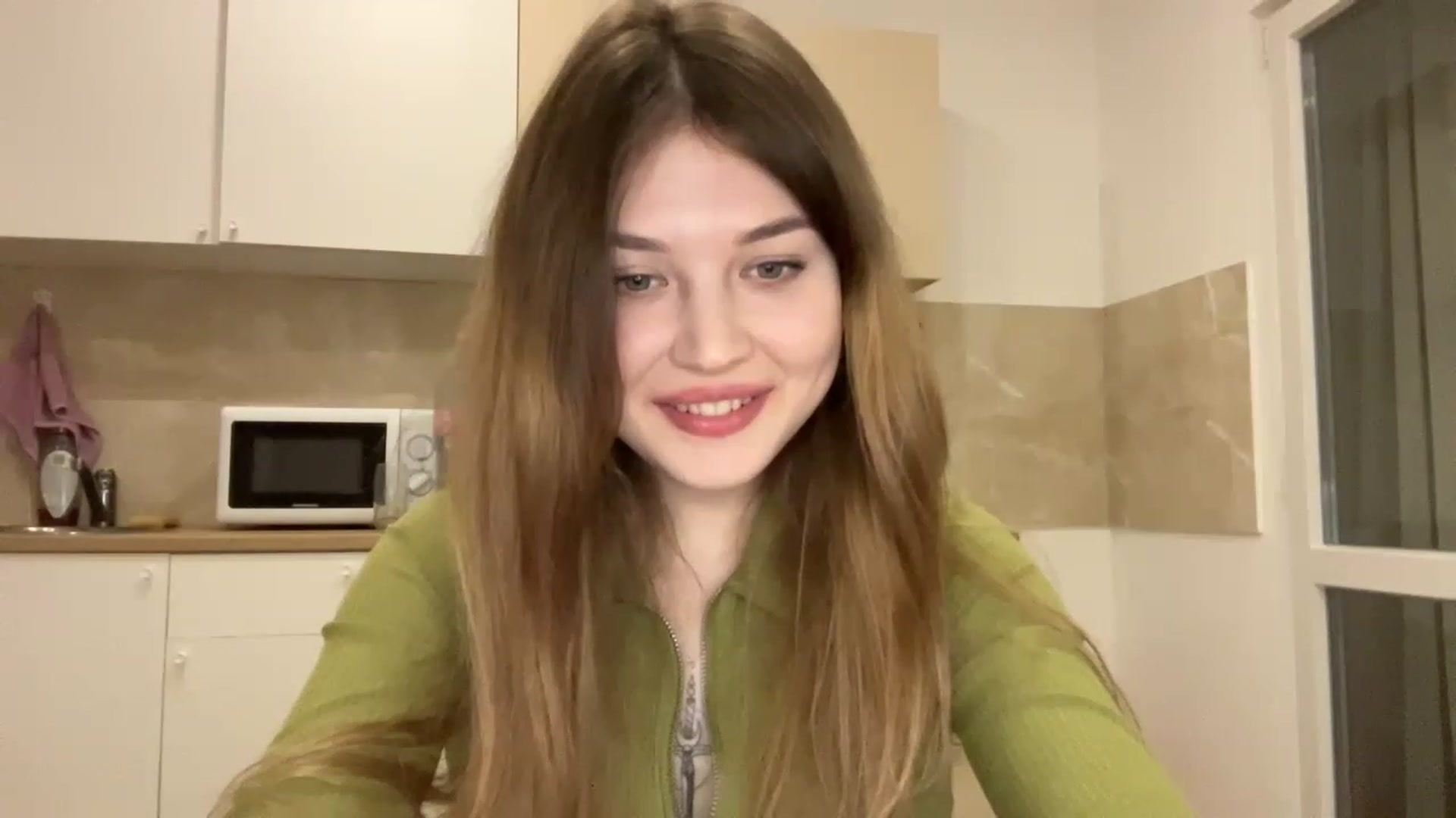 Gallery image thumbnail from Cassiopeeia's myfreecams stream on, 03/05/2023, 17:46 image 10 of 20