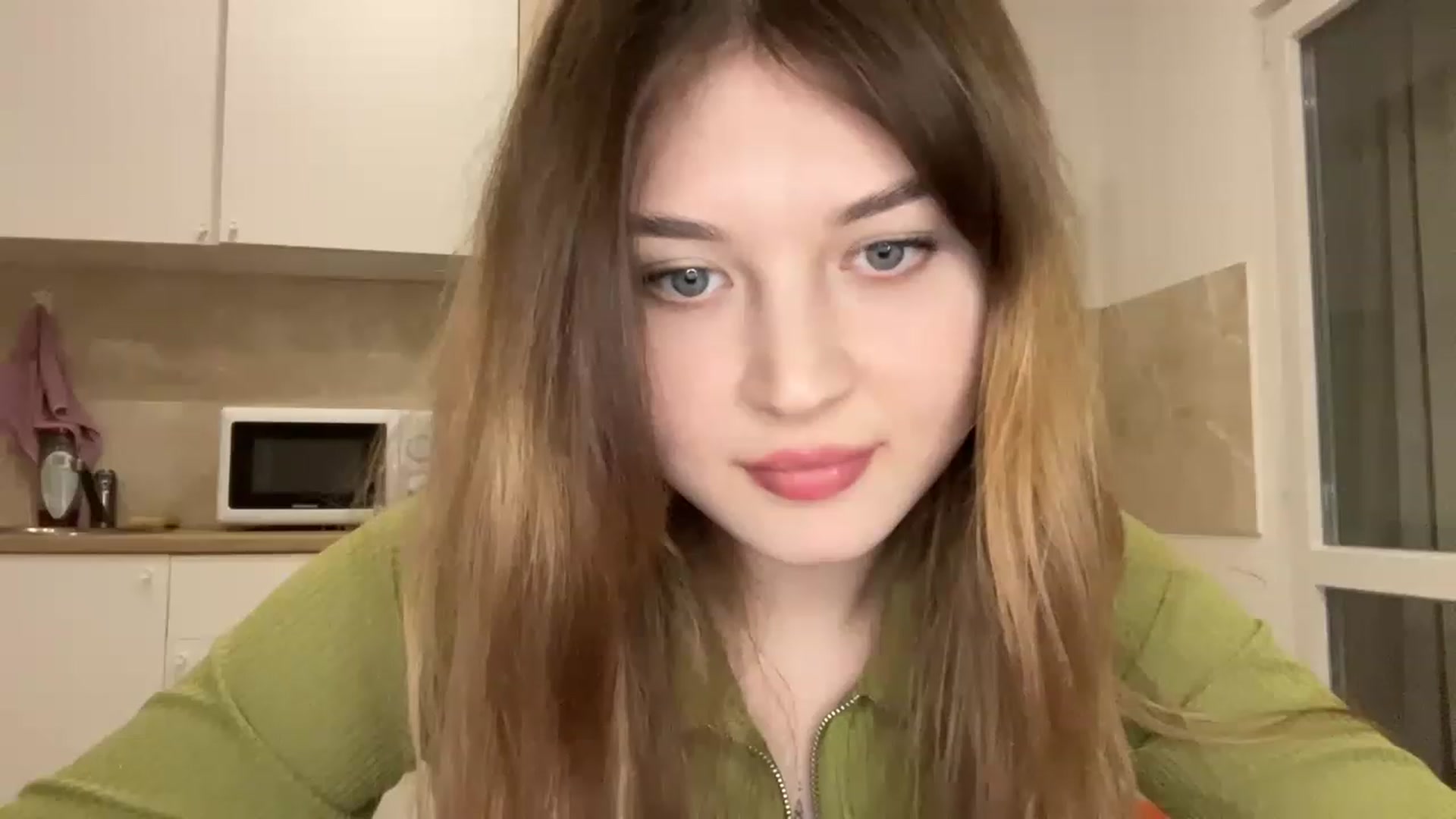 Gallery image thumbnail from Cassiopeeia's myfreecams stream on, 03/05/2023, 17:46 image 11 of 20
