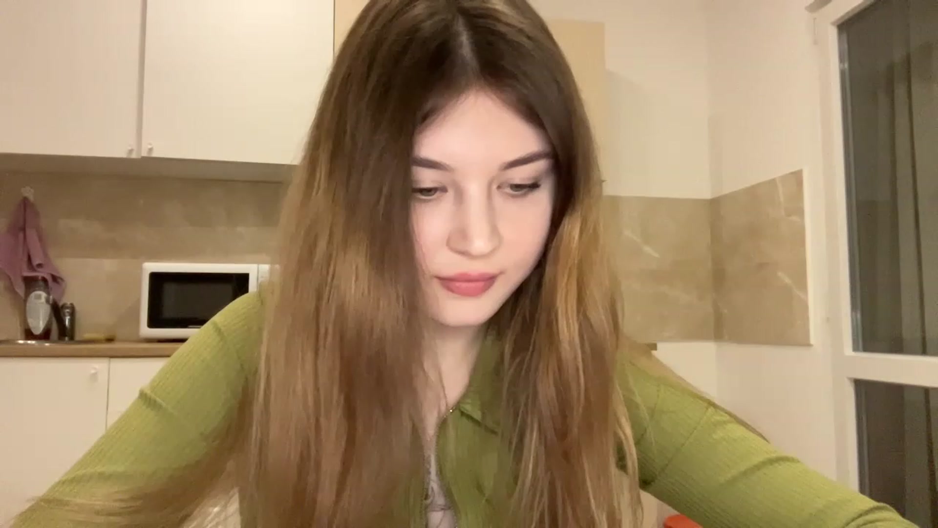 Gallery image thumbnail from Cassiopeeia's myfreecams stream on, 03/05/2023, 17:46 image 15 of 20
