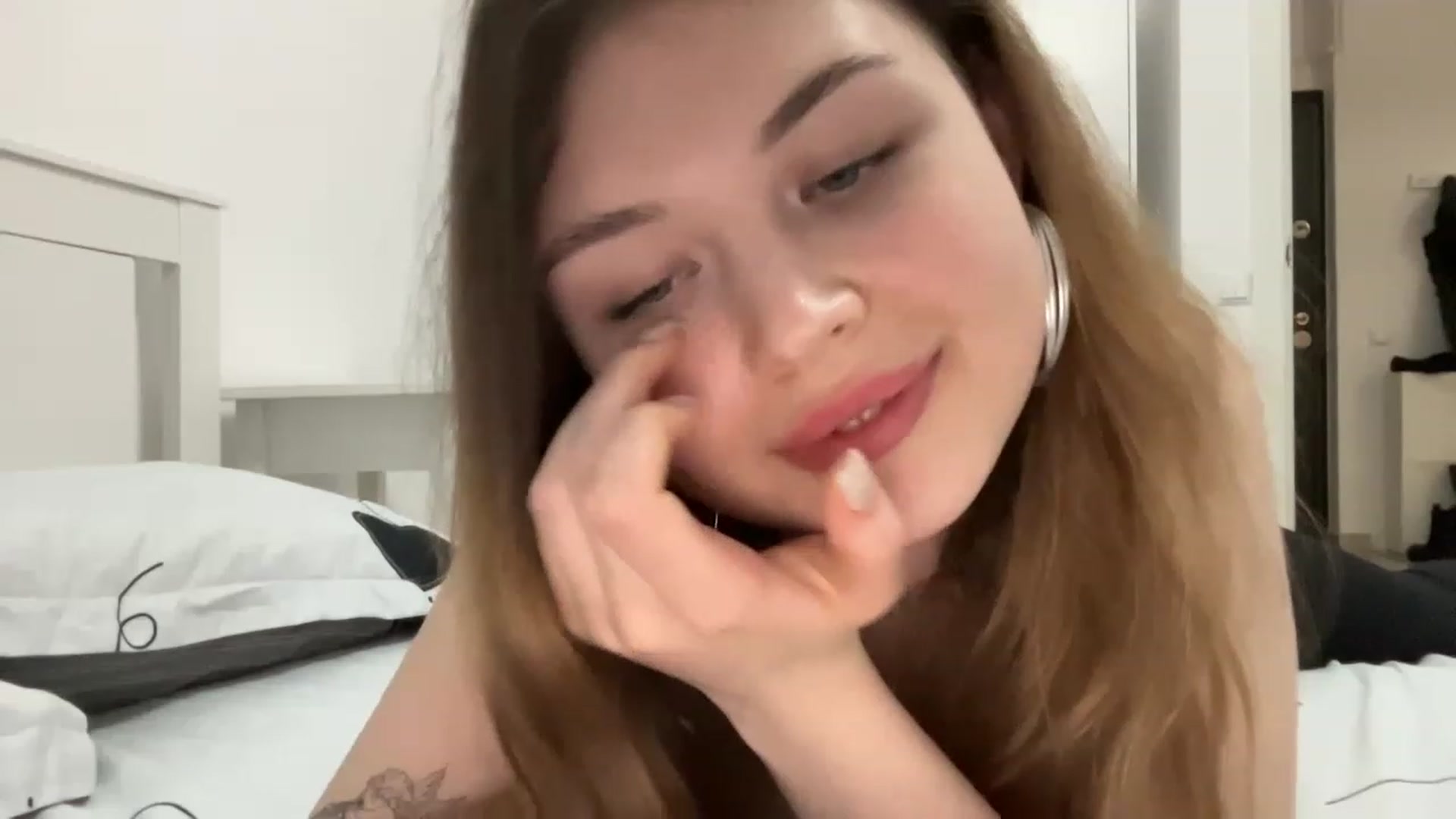 Gallery image thumbnail from Cassiopeeia's myfreecams stream on, 03/06/2023, 20:38 image 9 of 20