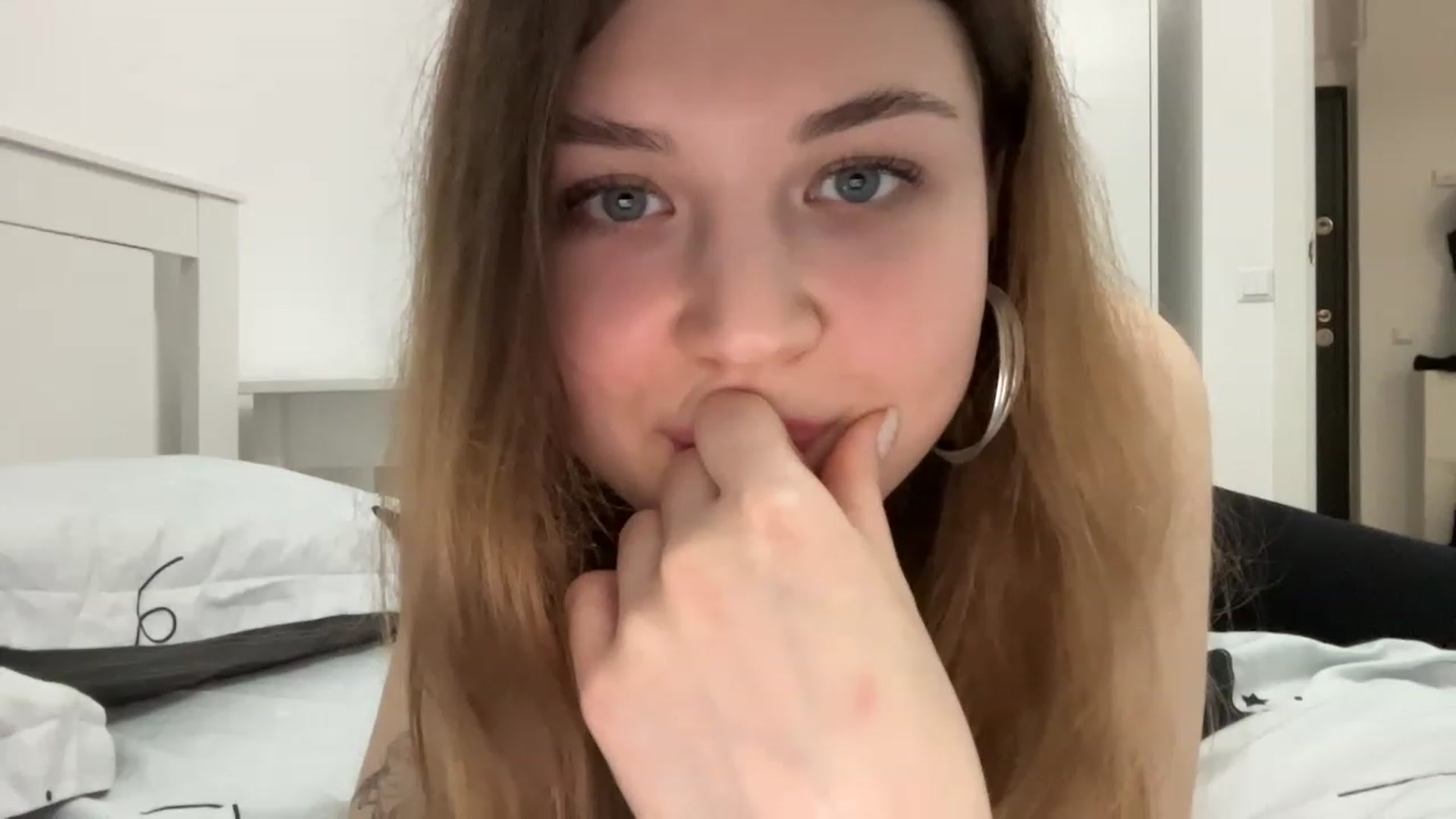 Gallery image thumbnail from Cassiopeeia's myfreecams stream on, 03/06/2023, 20:52 image 20 of 20