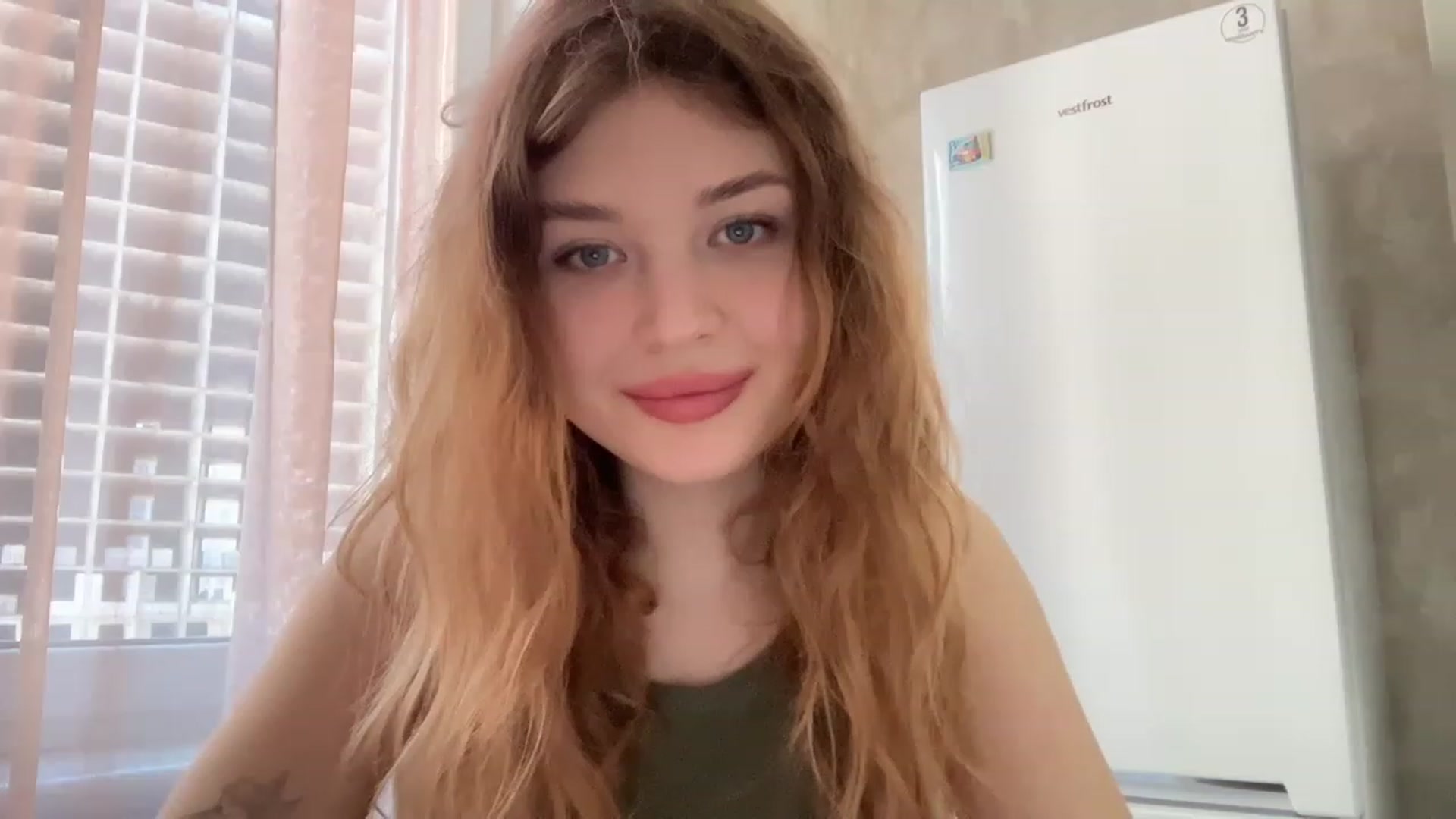 Gallery image thumbnail from Cassiopeeia's myfreecams stream on, 03/10/2023, 09:01 image 10 of 20
