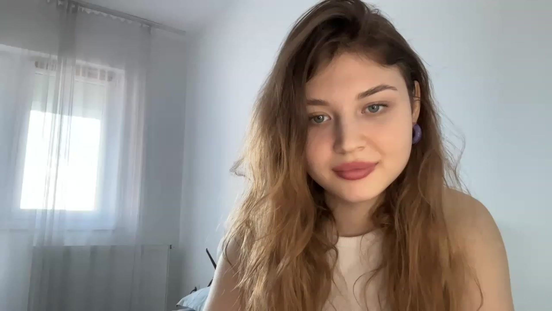 Gallery image thumbnail from Cassiopeeia's myfreecams stream on, 03/11/2023, 13:51 image 6 of 20