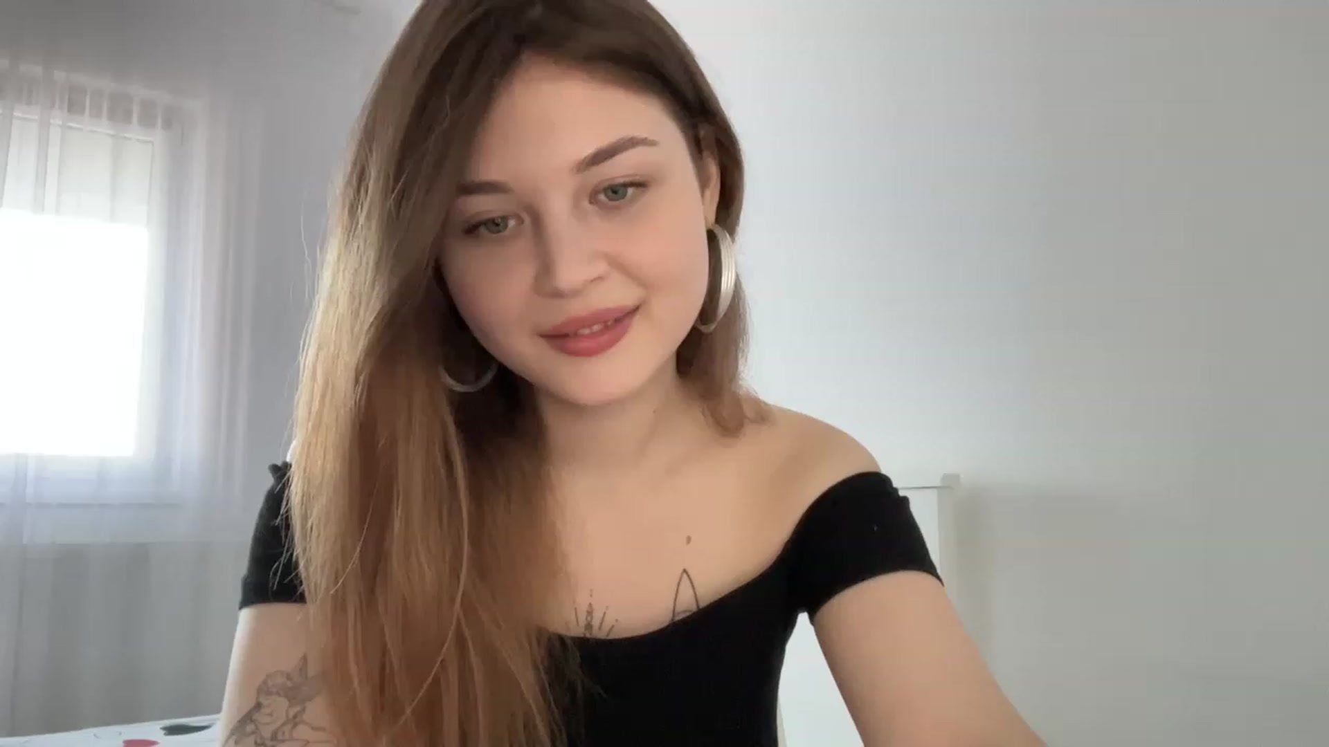 Gallery image thumbnail from Cassiopeeia's myfreecams stream on, 03/12/2023, 13:58 image 11 of 20