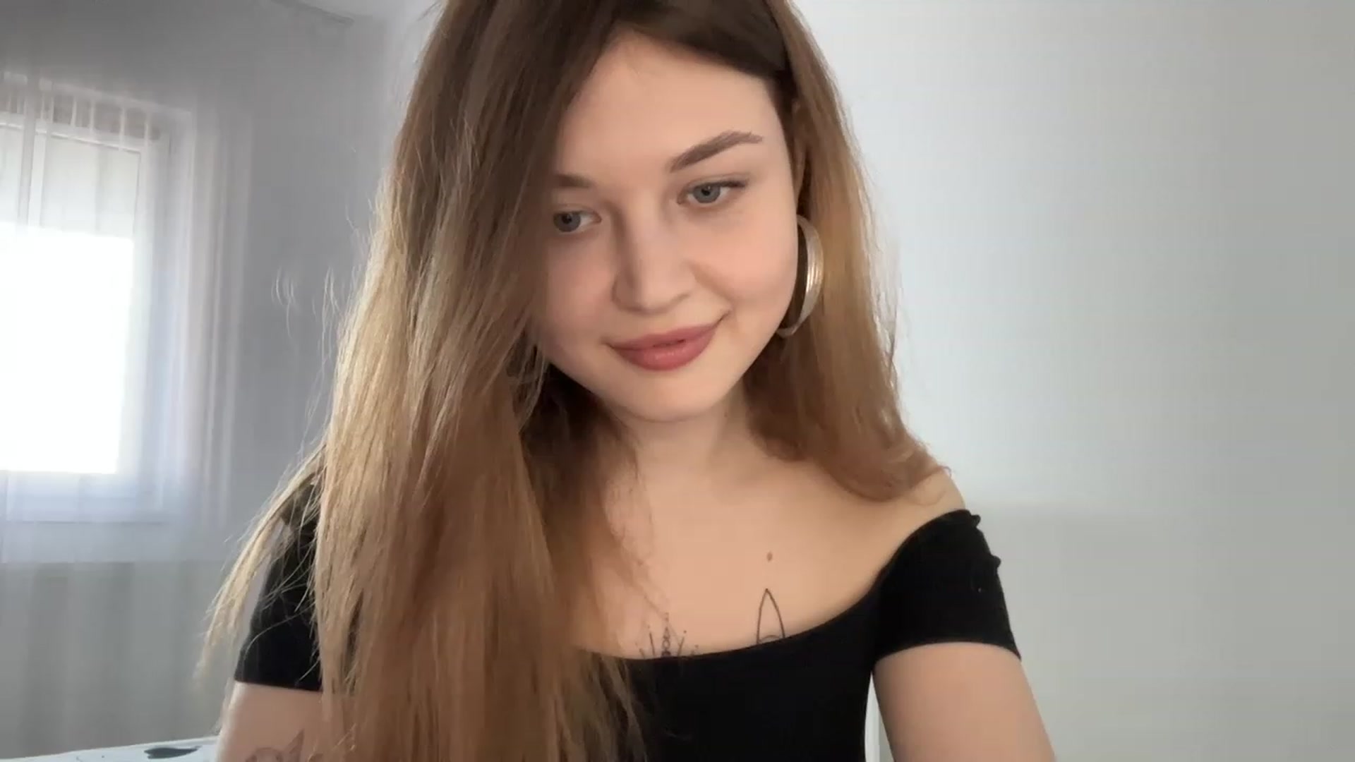 Gallery image thumbnail from Cassiopeeia's myfreecams stream on, 03/12/2023, 13:58 image 17 of 20