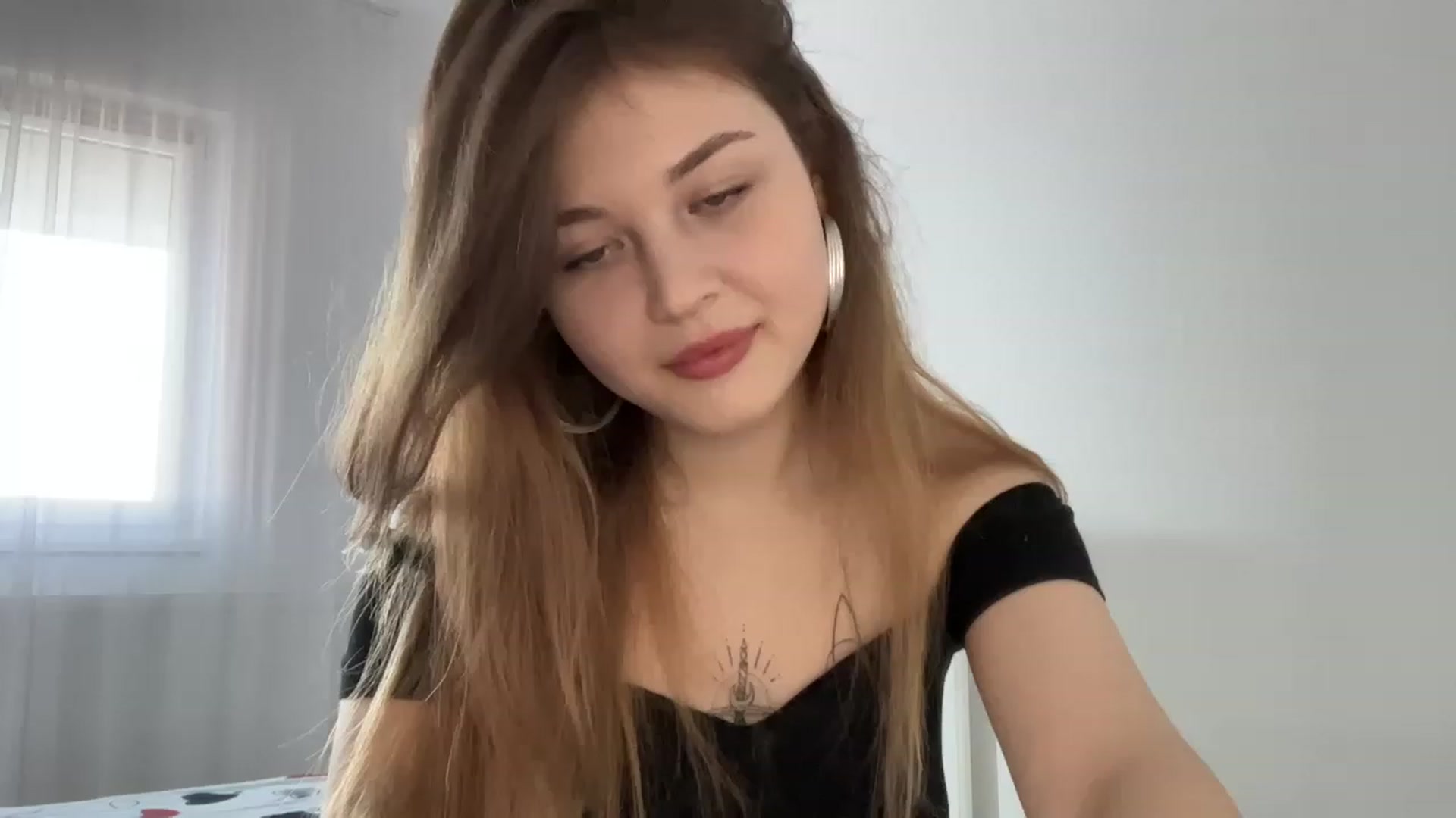 Gallery image thumbnail from Cassiopeeia's myfreecams stream on, 03/12/2023, 13:58 image 6 of 20