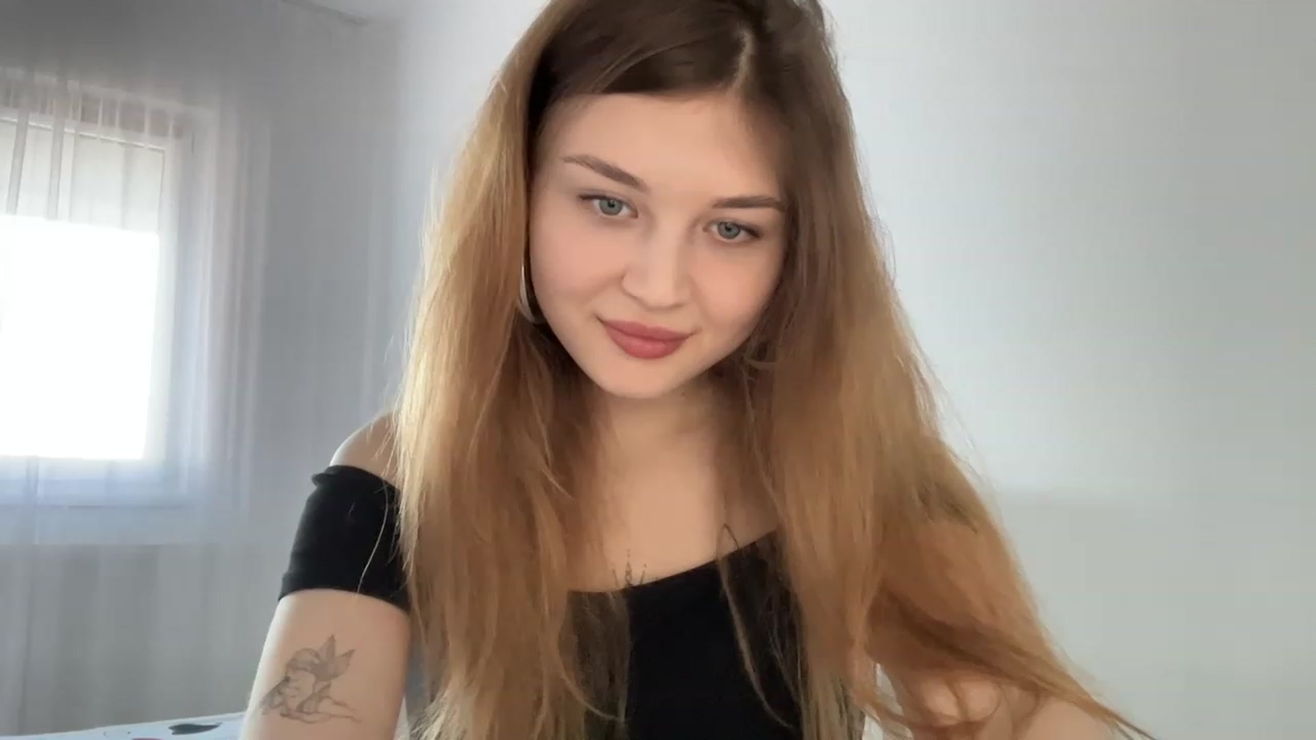 Gallery image thumbnail from Cassiopeeia's myfreecams stream on, 03/12/2023, 13:58 image 2 of 20