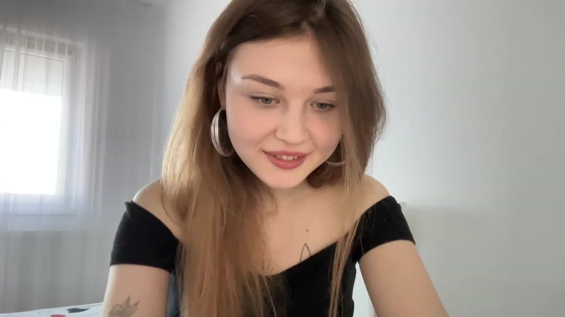 Gallery image thumbnail from Cassiopeeia's myfreecams stream on, 03/12/2023, 13:58 image 10 of 20