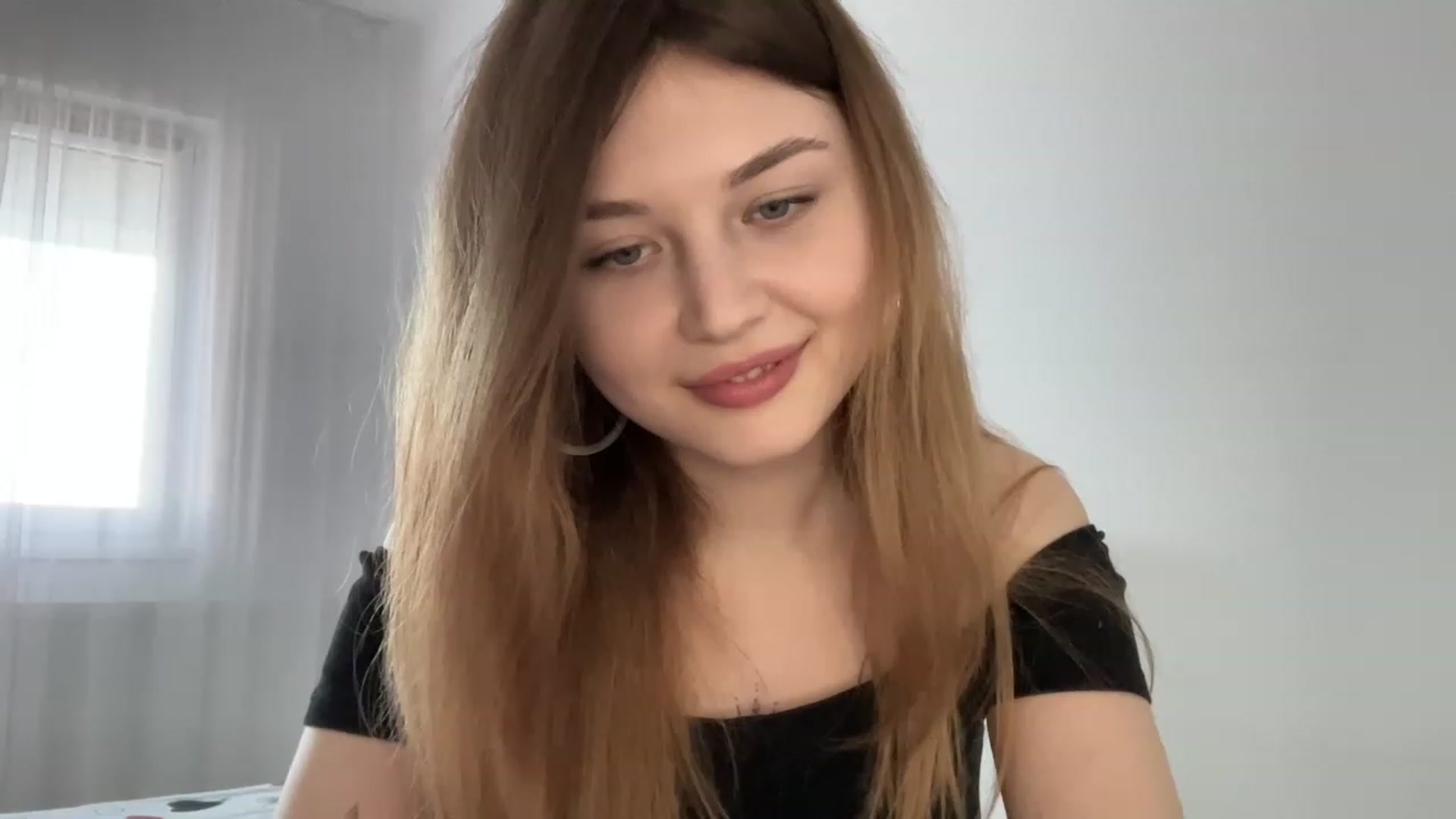 Gallery image thumbnail from Cassiopeeia's myfreecams stream on, 03/12/2023, 14:28 image 3 of 20