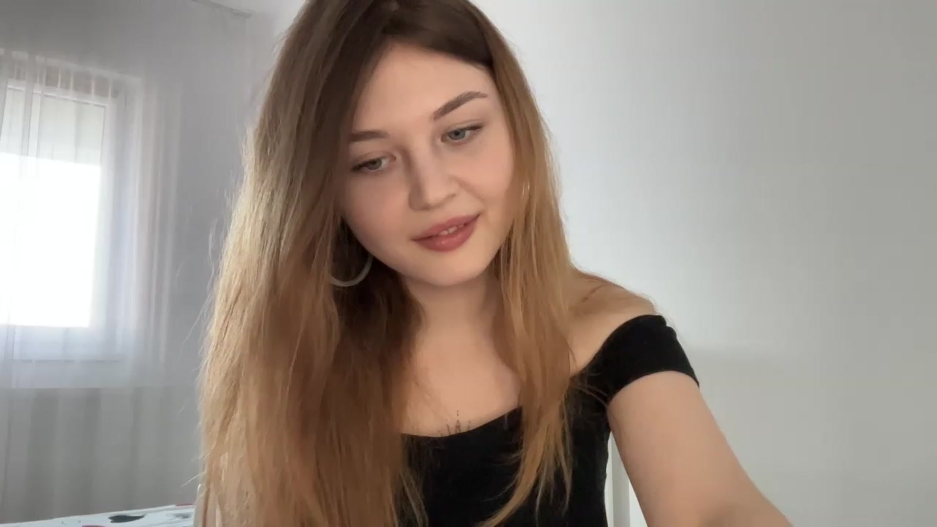 Gallery image thumbnail from Cassiopeeia's myfreecams stream on, 03/12/2023, 14:28 image 2 of 20